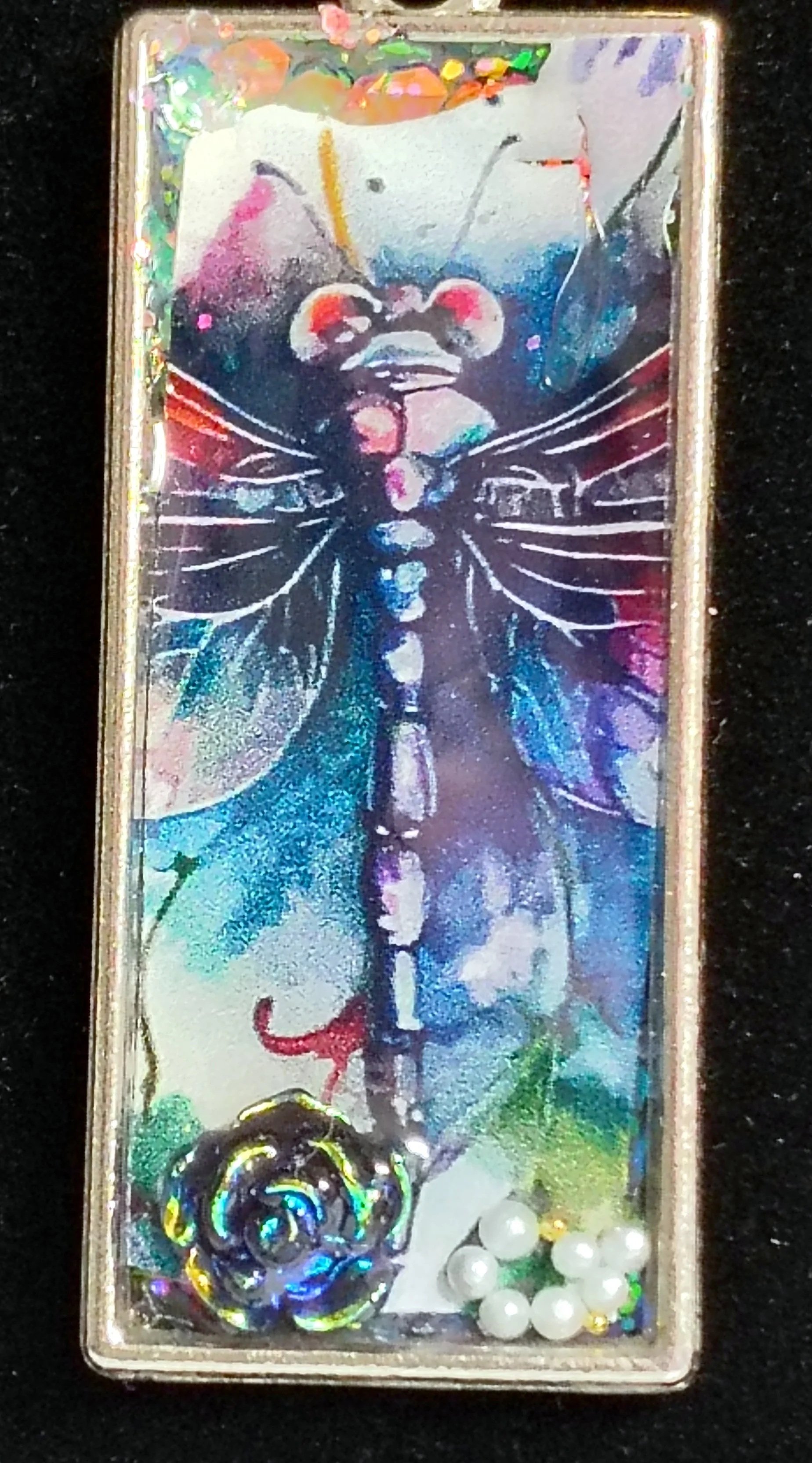 Necklace-LongRectangleDragonflyCloseup.jpg