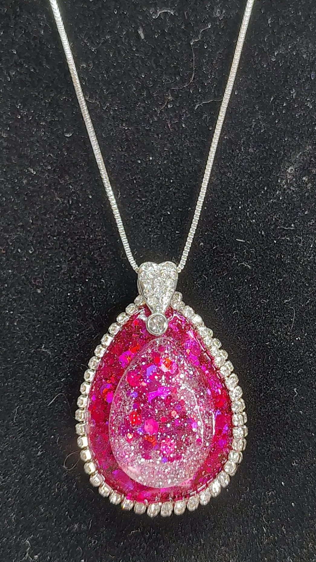 Necklace-TeardropPink1.jpg