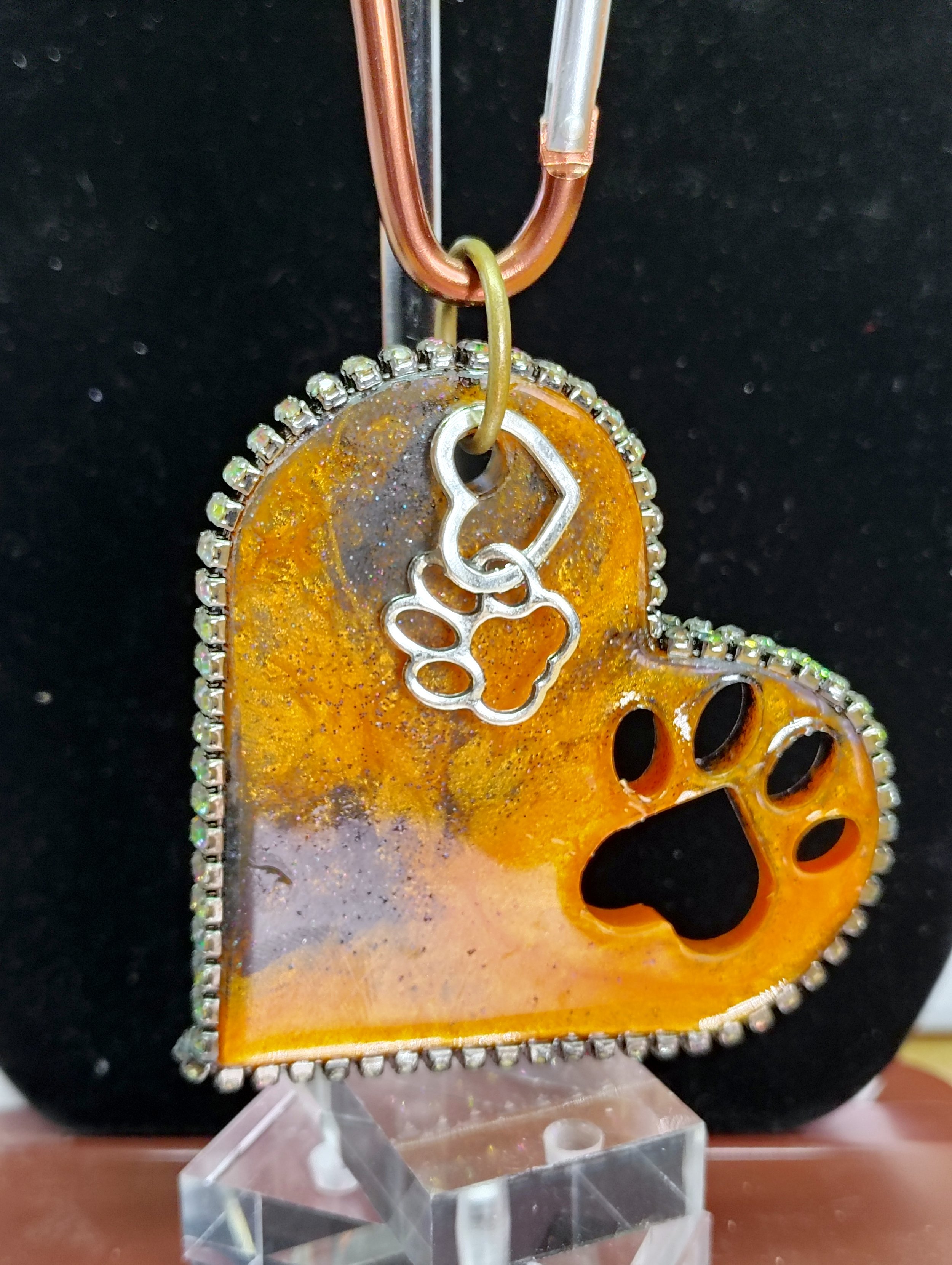 Keychain-BigAmberPawHeartCrystals2.jpg