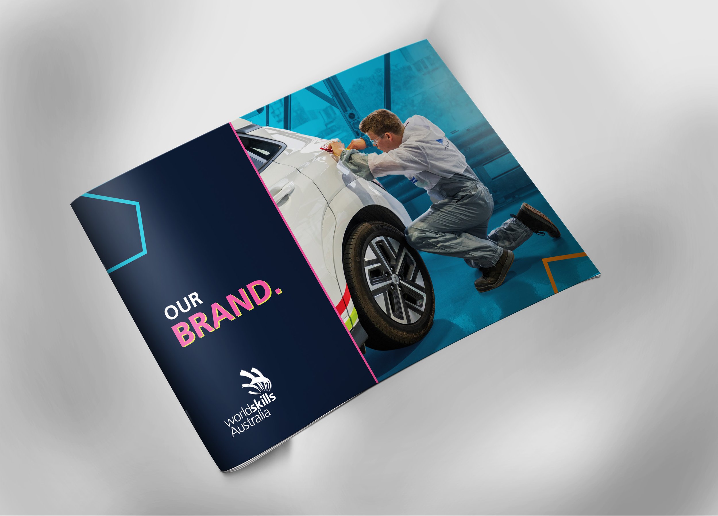 BrandBook 1.jpg