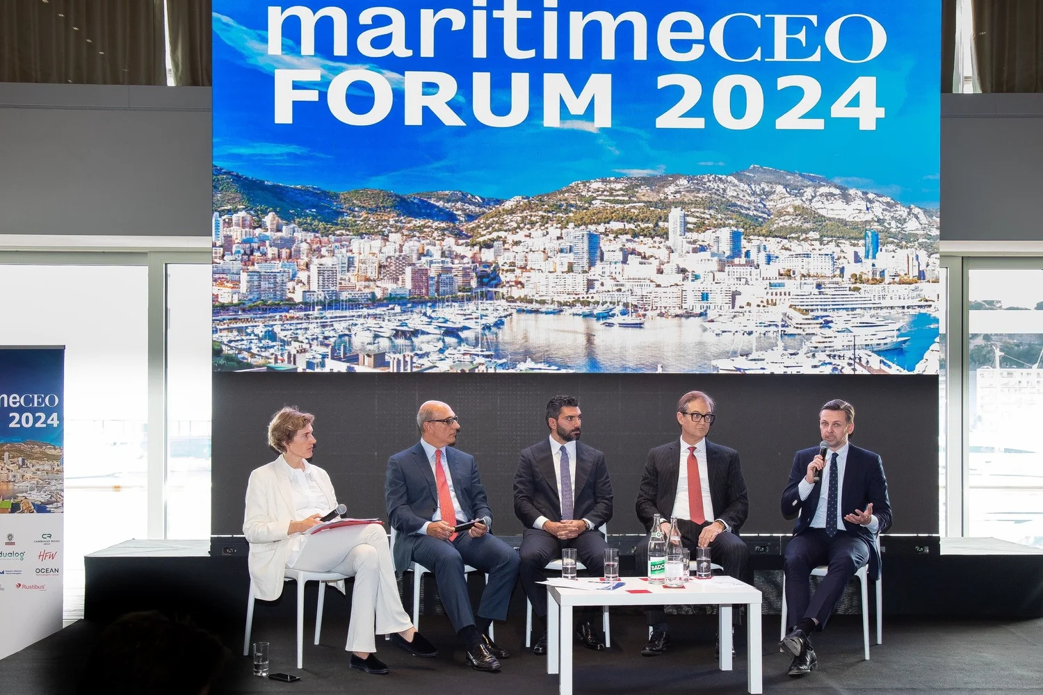 Isabelle moderates Money and Ships session at Maritime CEO Forum