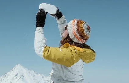 AUSSTELLUNG: LEARNING FROM THE ICE WHILE WE STILL CAN