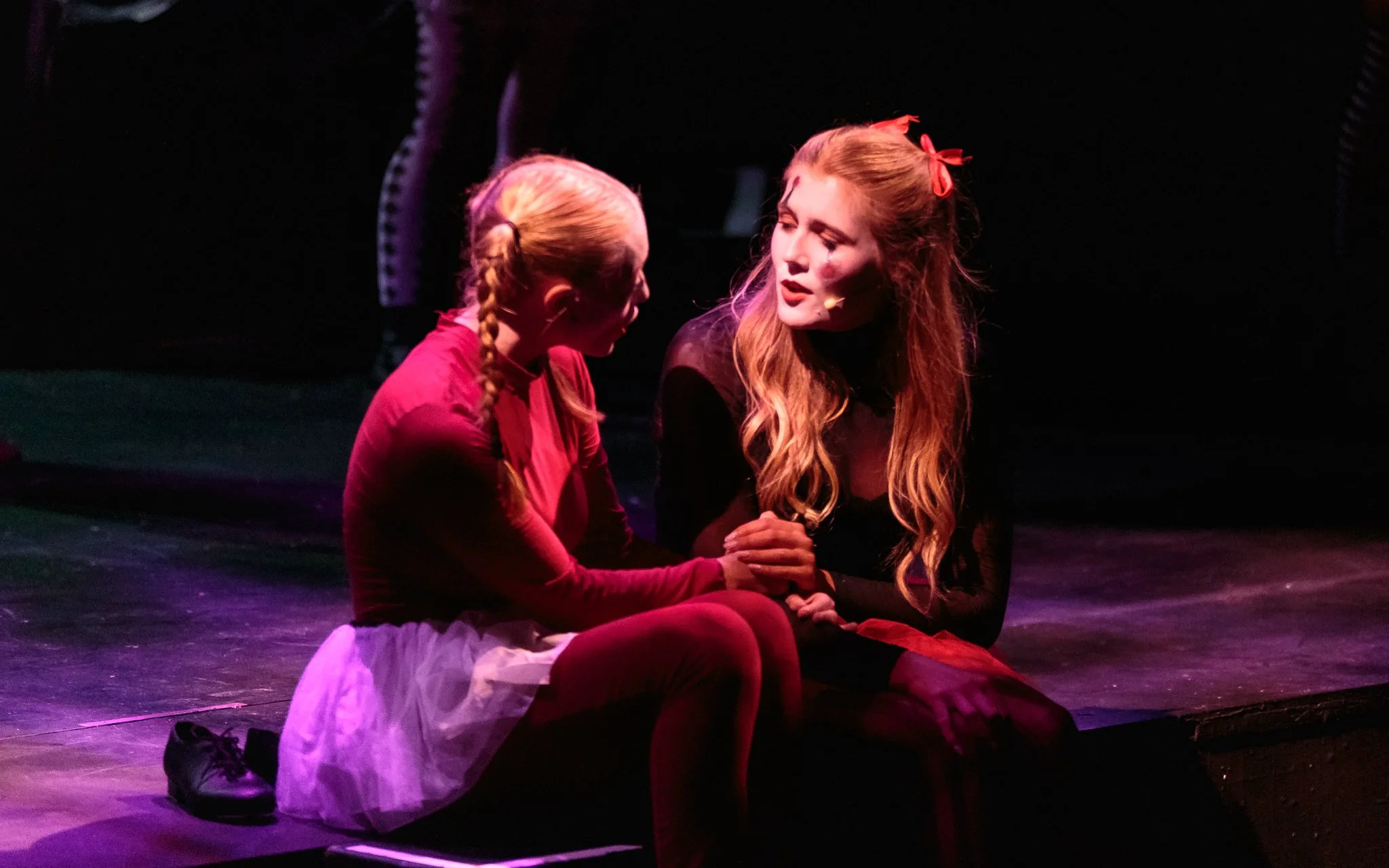 The Tumbling Lassie - Show 722.jpg