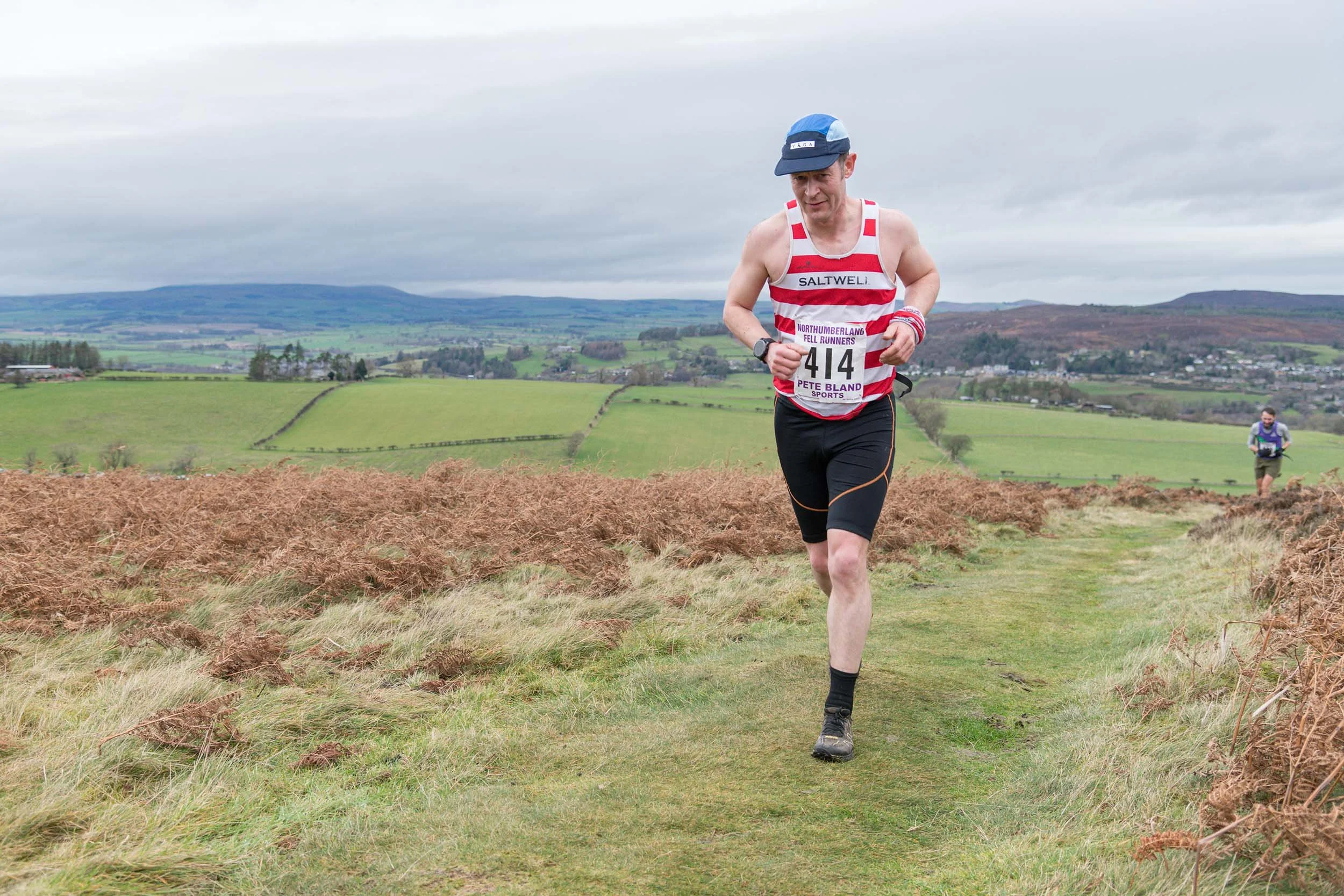 Simonside-Cairns-Fell-Race 0154.jpg