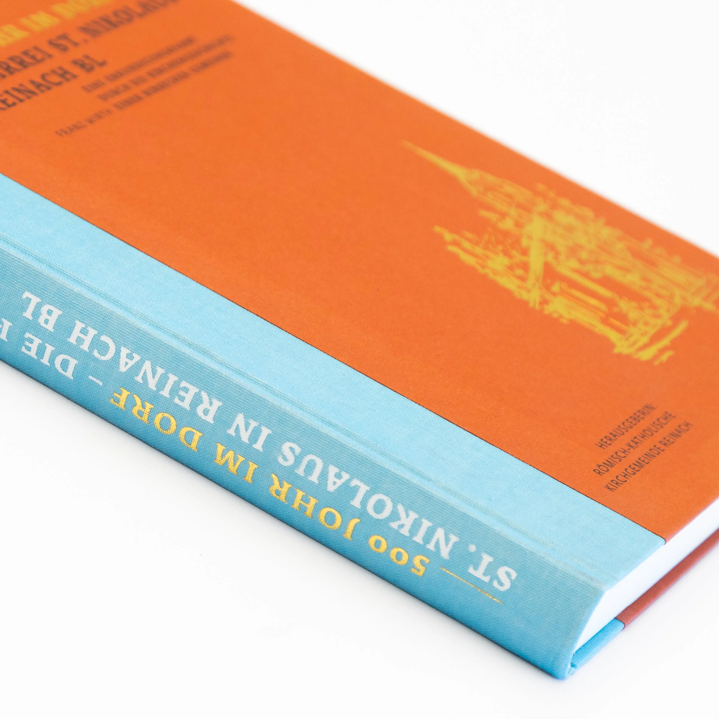 Buch mit Halbgewebeband