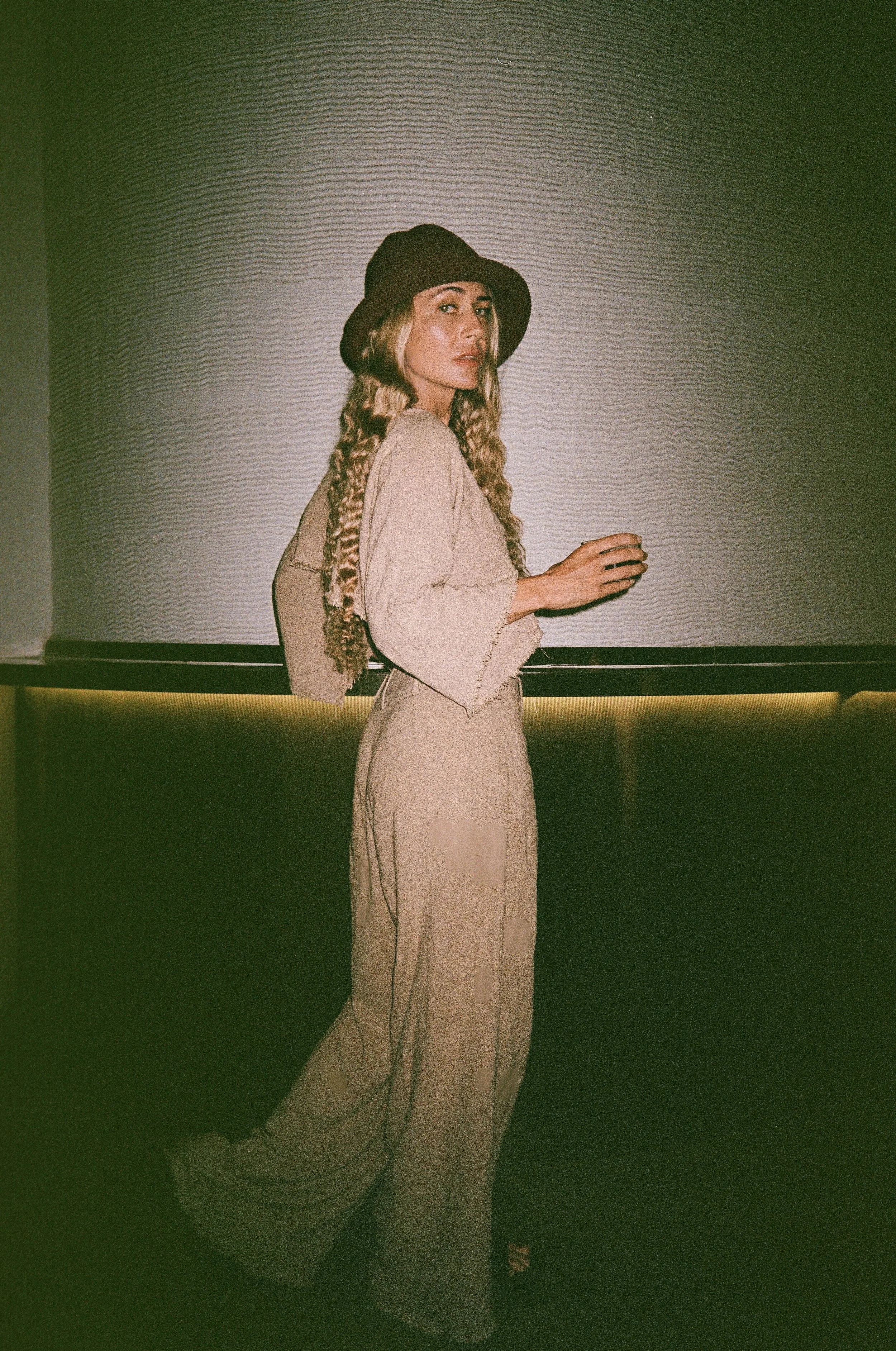oy-atelier_Eventyr-crochet-hat-cocoa_bali-resortwear-campaign.jpg