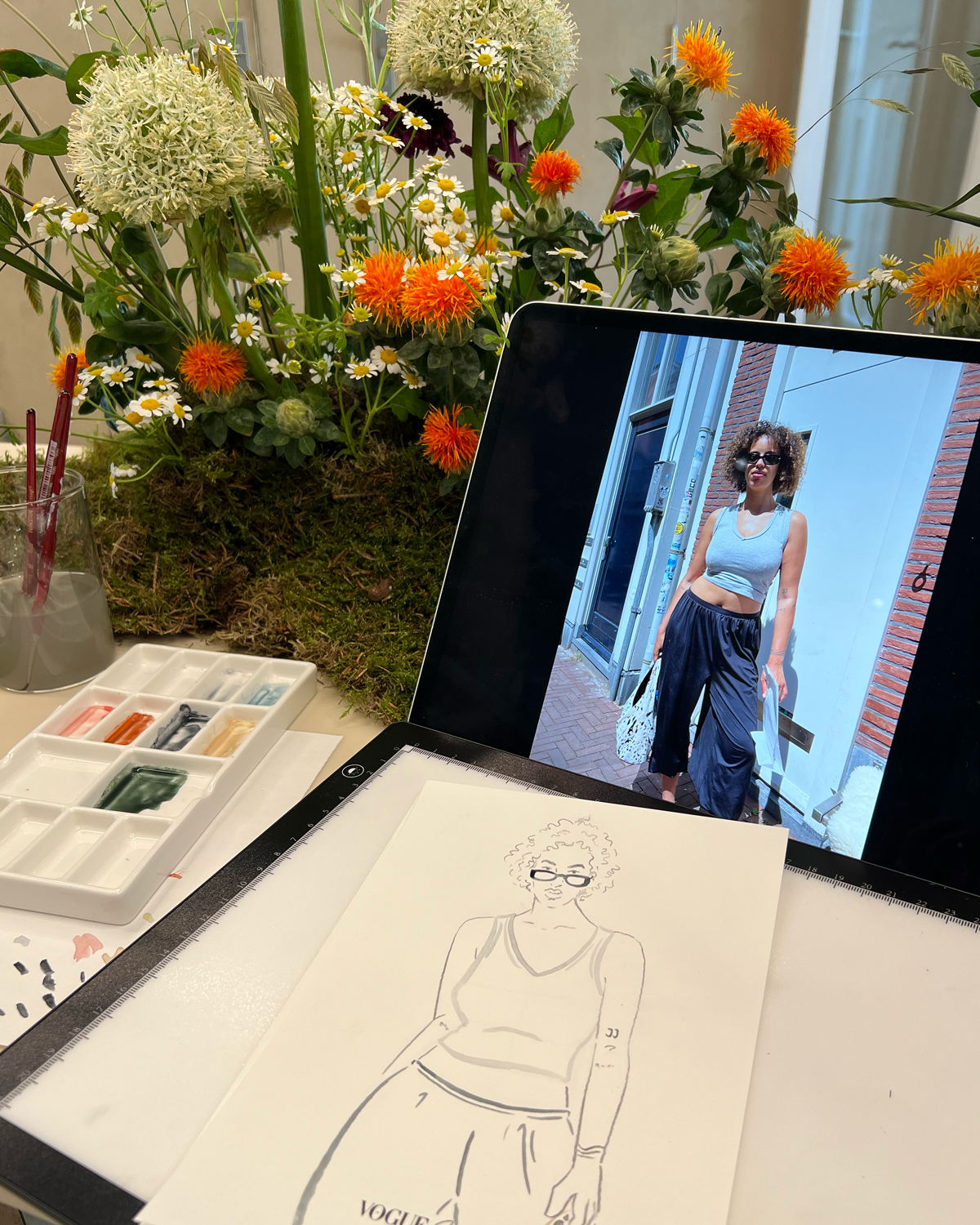 Live fashion illustration at Vogue Café Amsterdam