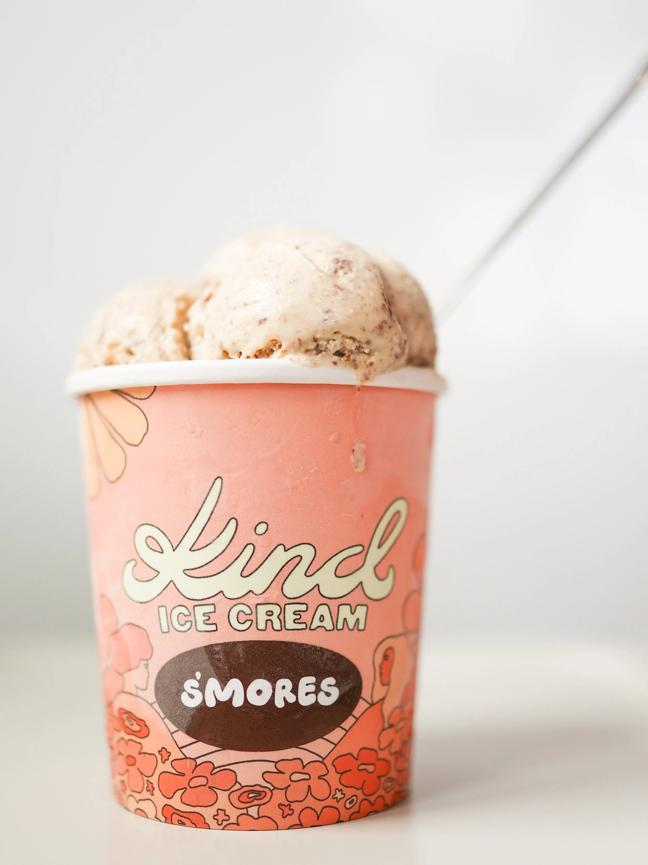 Toasted marshmallow ice cream + buttery graham crust + tons of chocolate freckles. S&rsquo;mores is here to tell you summer isn&rsquo;t over until it says so. 🔥