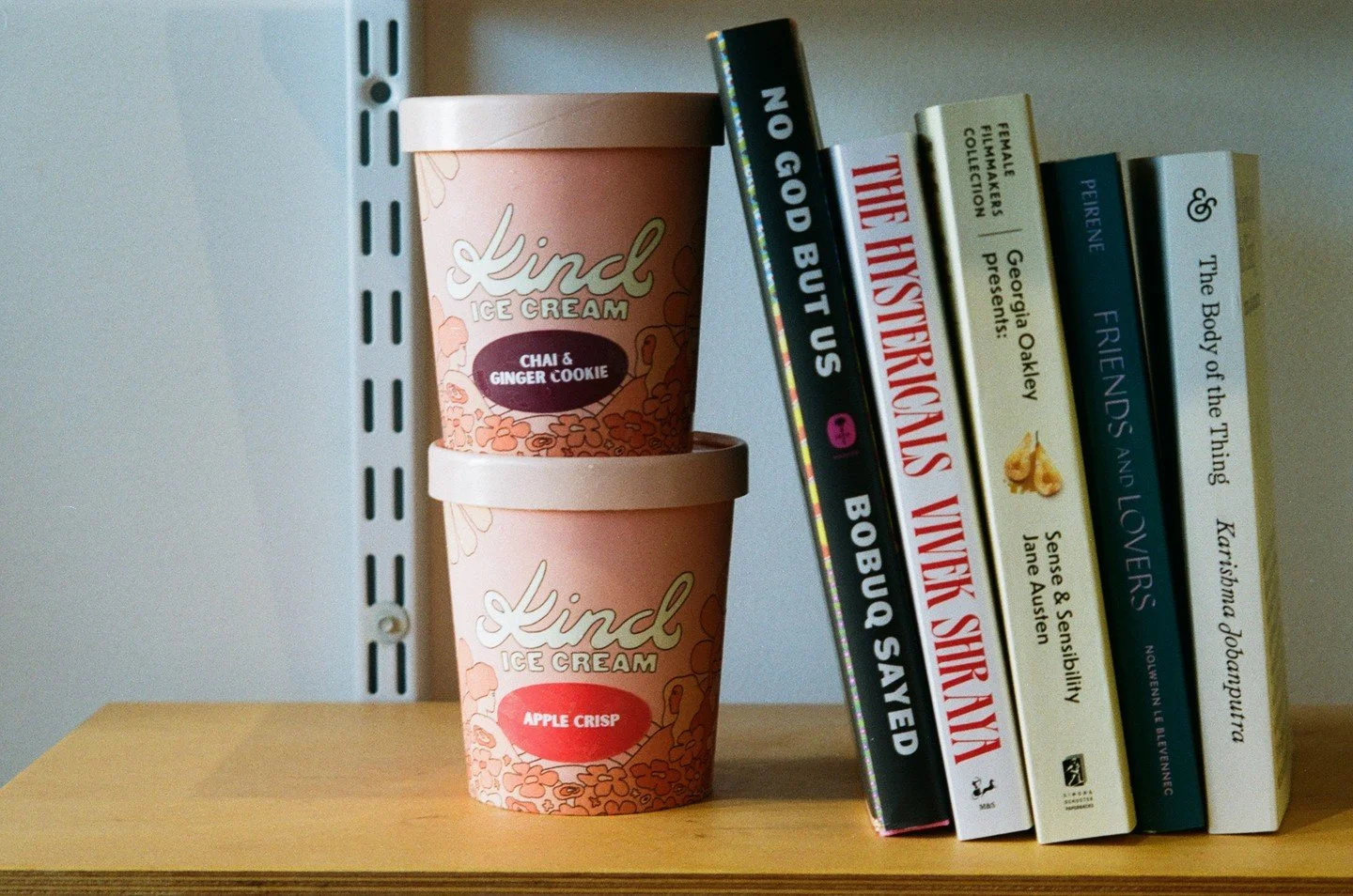 Chai &amp; Ginger Cookie and Apple Crisp are for the ✨readers✨. 

Did you know that we&rsquo;re lucky enough to be next door neighbours with book shops at two of our three locations?  In Ritchie, you can find us next to the wonderful @magpiebooksyeg,
