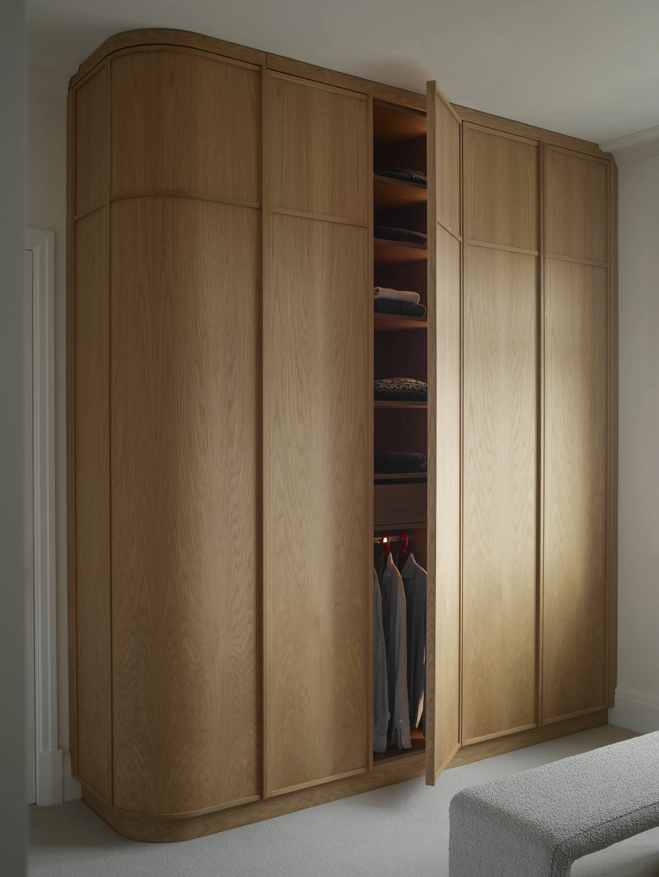 LOW_VINEYARD_WARDROBE_OPEN_ANGLE_.jpg