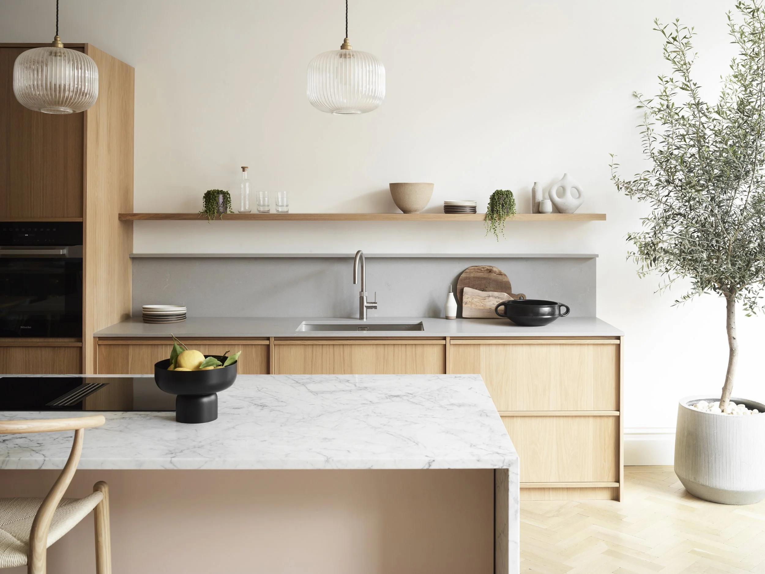 LOW_WOODEN_KITCHEN_LANDSCAPE_.jpg