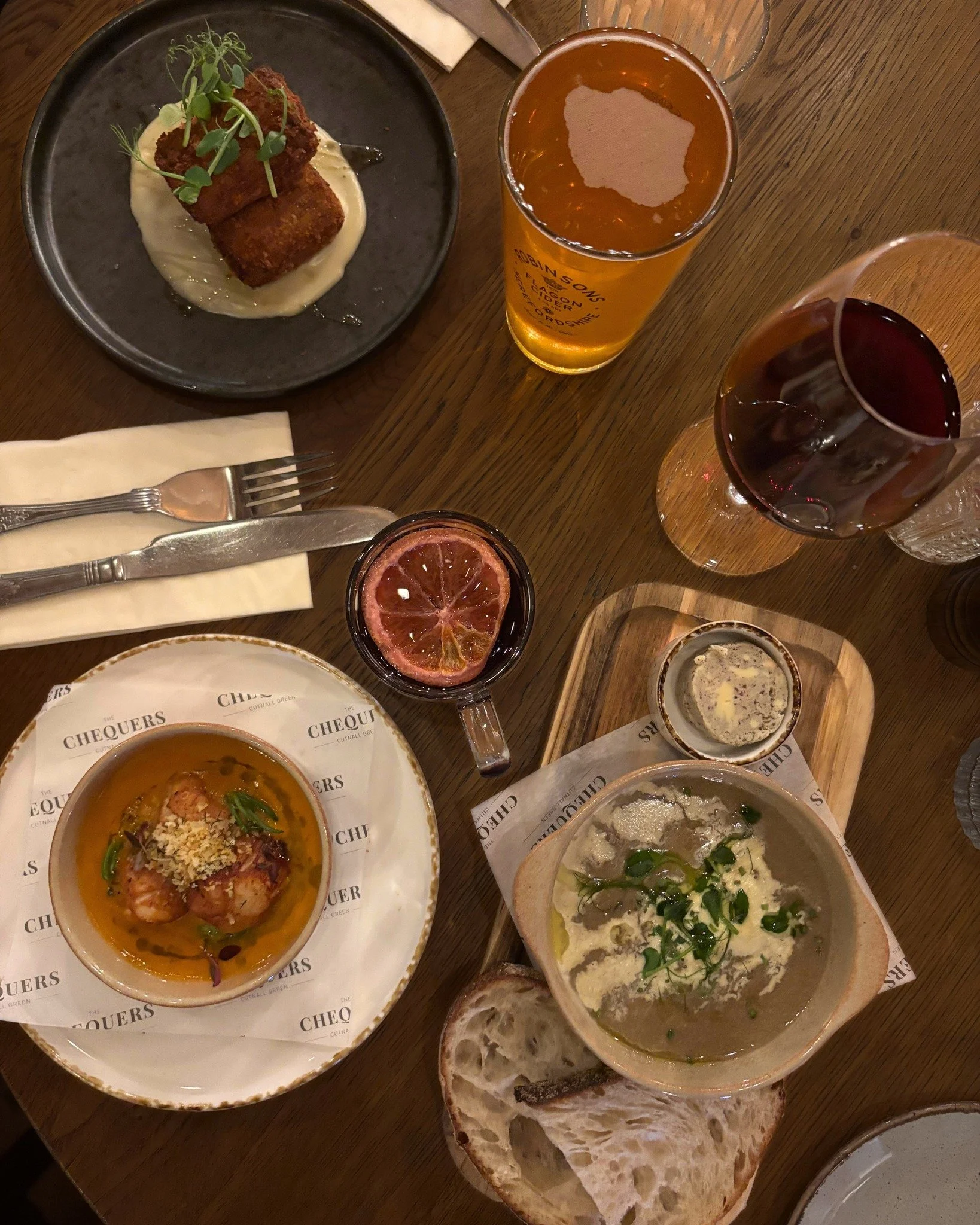 We run a midweek set menu offer, available Monday &ndash; Thursday for lunch &amp; dinner. It's 2 Courses for &pound;22 or 3 Courses for &pound;27, perfect for trying some of your favourite dishes, for less.

🍽️ Menus &amp; Bookings: chequerscutnall