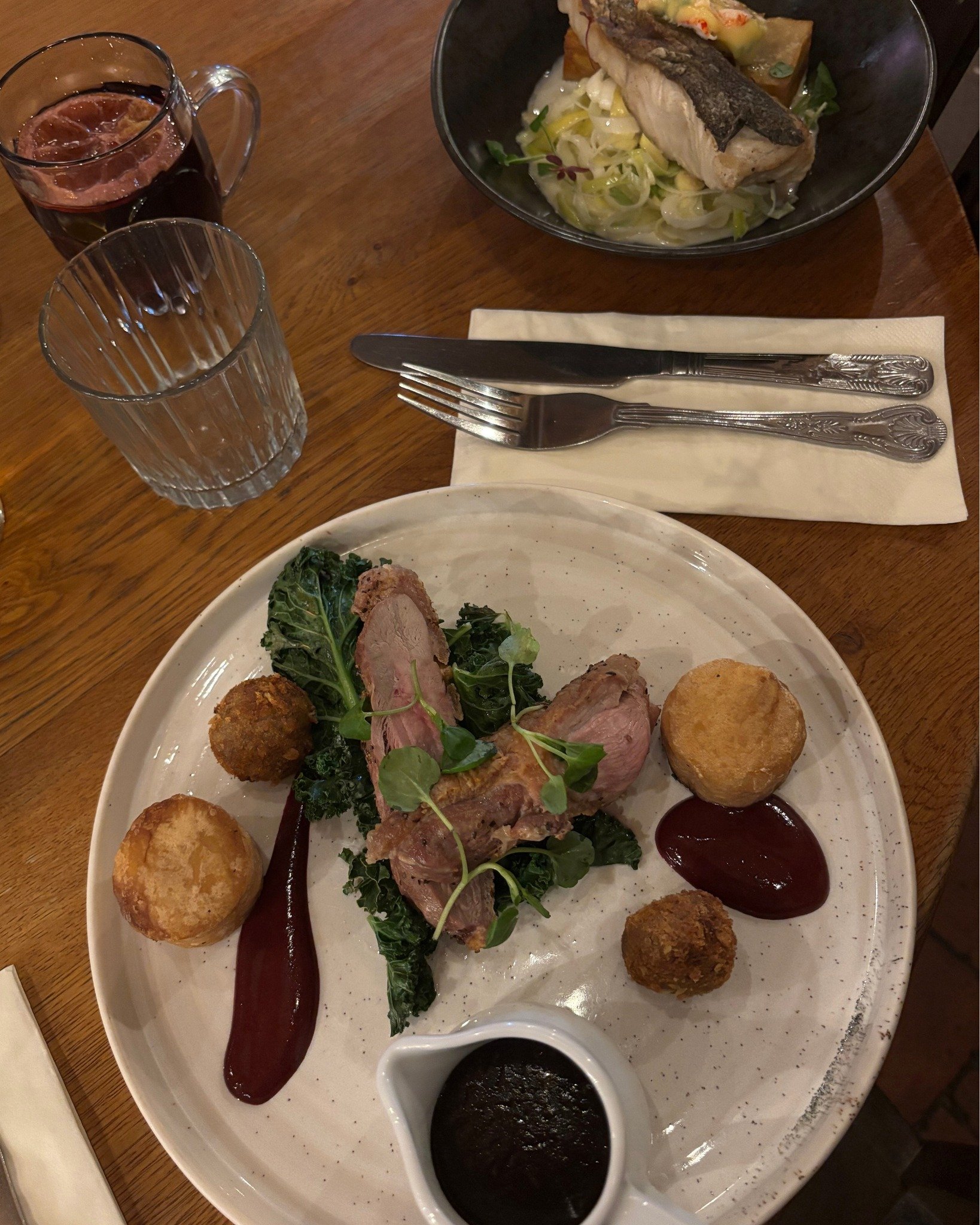 Our pub is the perfect spot to unwind. Settle in by the fire and enjoy delicious, freshly made food crafted from local ingredients and quality produce. Pair with a glass of wine or one of our hand picked beers 🍺

🍽️ Menus &amp; Bookings: chequerscu