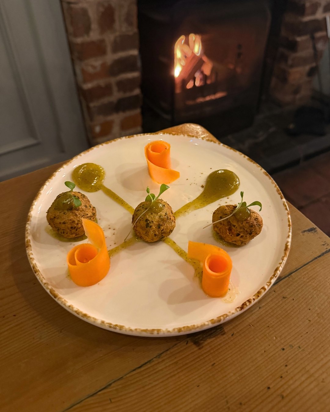 Our set menu is back due to popular demand! Enjoy some of our favourite dishes for less, including our prawn pakoras with mango &amp; coriander puree and pickled carrot. Offer available for lunch and dinner Monday-Thursday, 2 Courses for &pound;20 or
