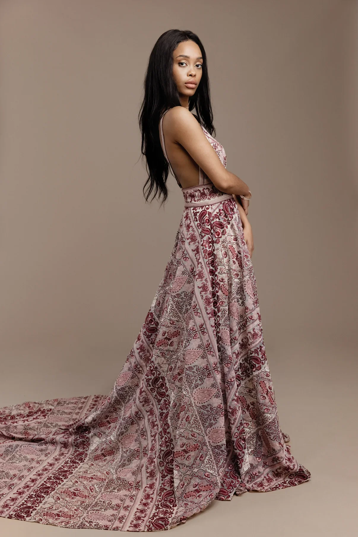 RUEDESEINE_BRIDAL_GOWN_KYARA_BLUSH2.webp