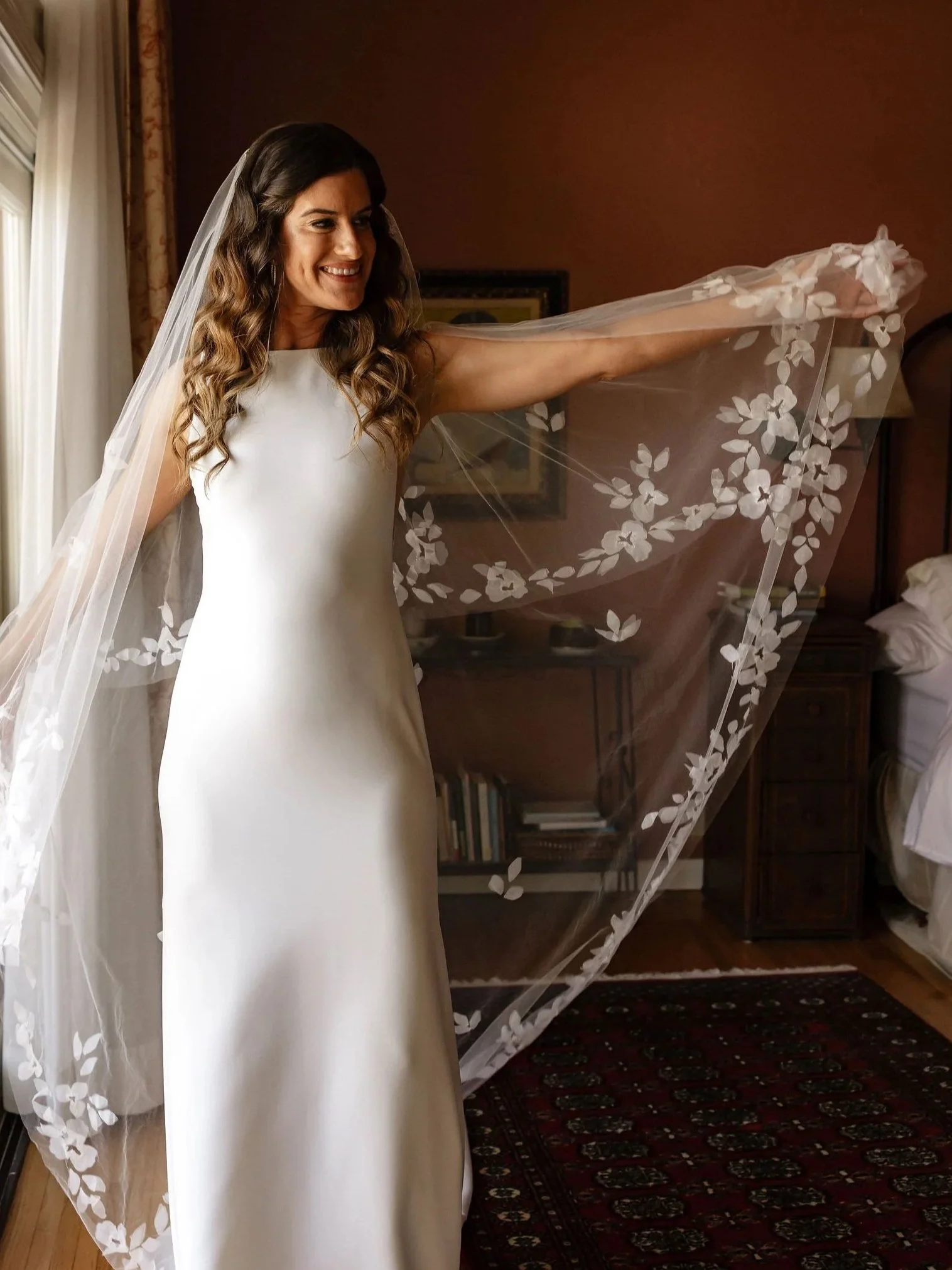natural bridal makeup with curly hair