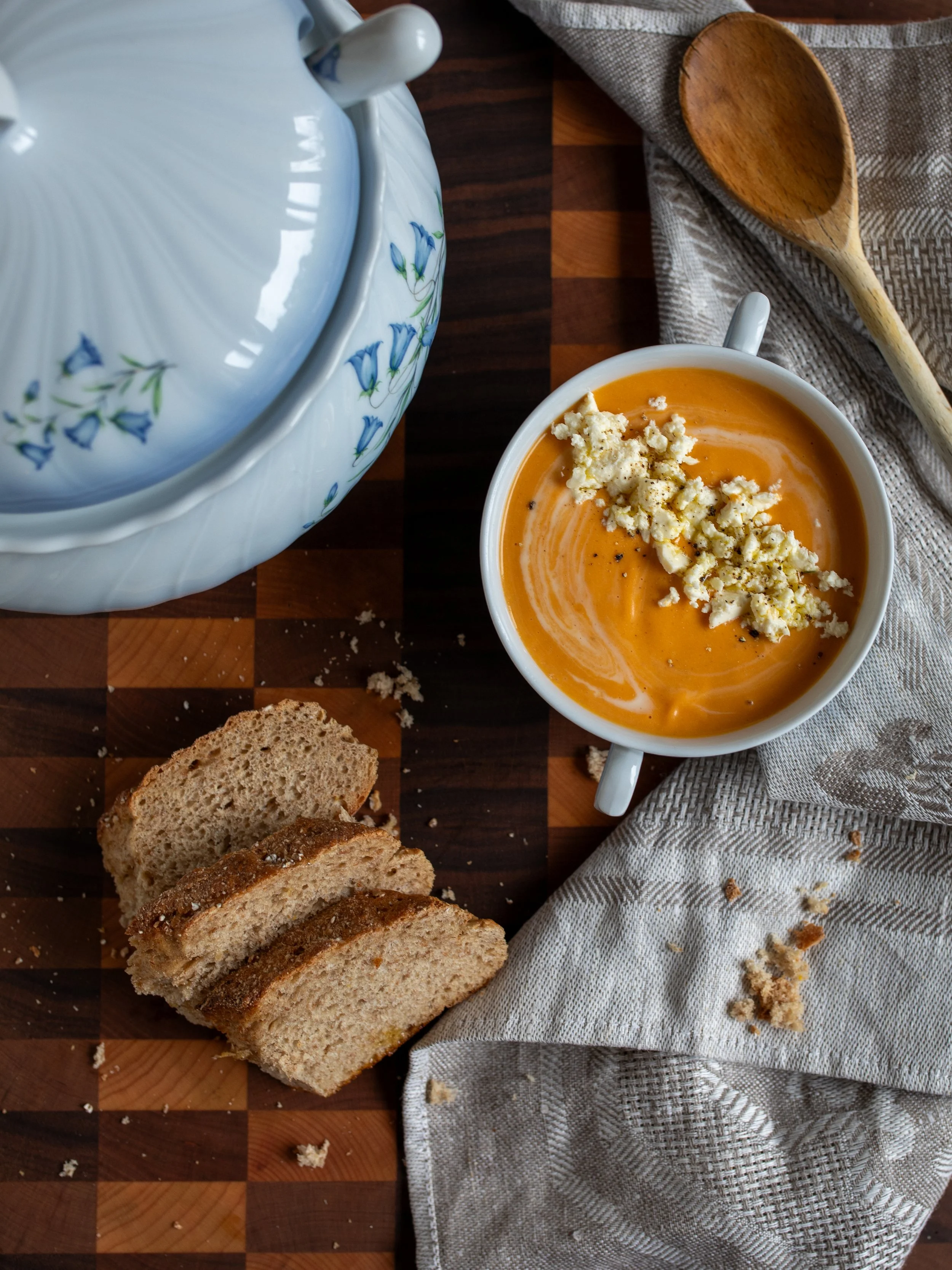 Paahdettu bataattikeitto-30-2.jPaahdettu bataattikeittog.jpg