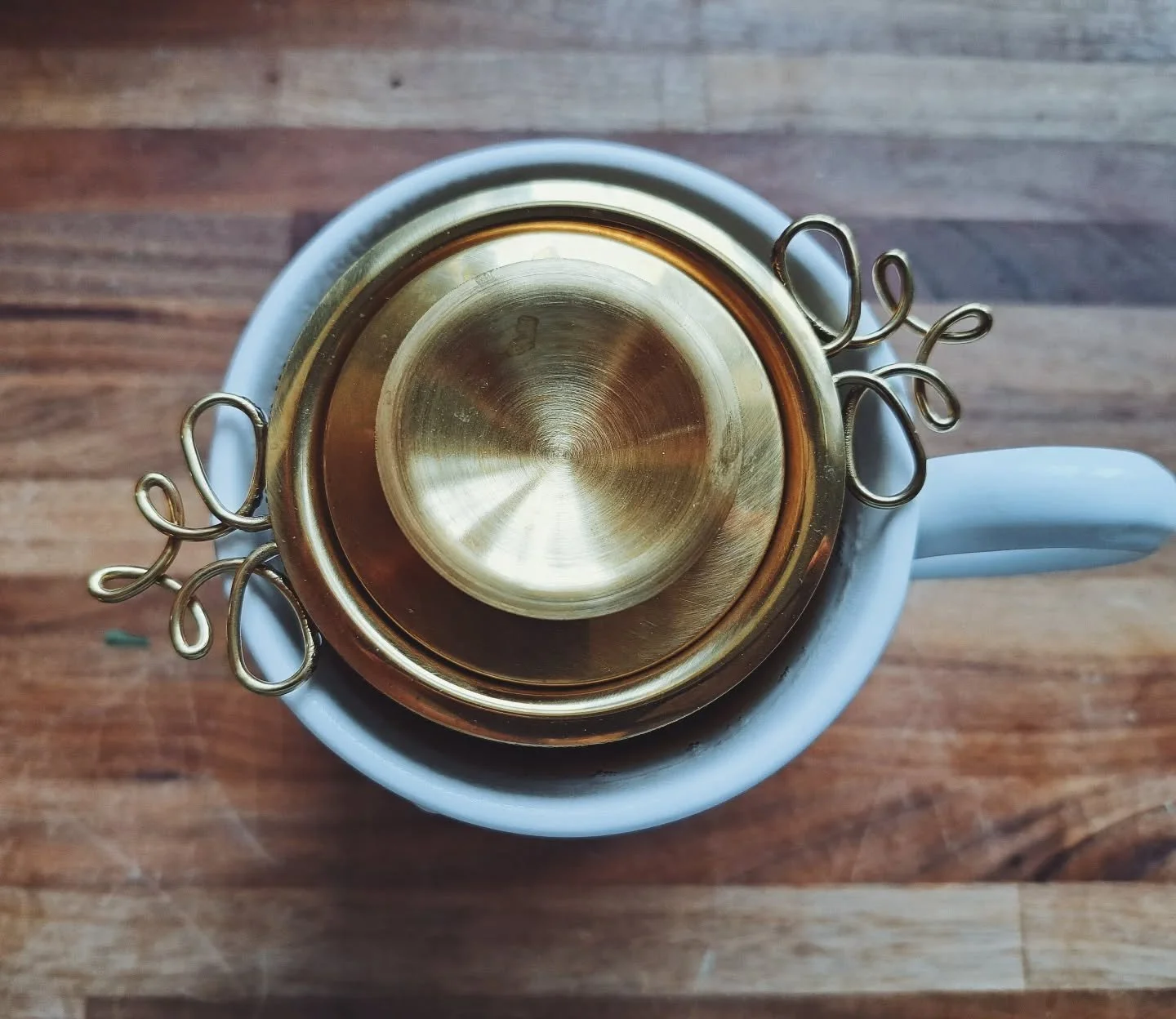 Happy 2026! ✨️ Starting the year off strong with a fancy new tea strainer. It's the little things that can add so much joy and comfort to our days, right?

I'm loving the ins and outs trend these days, so as I'm dipping my toes back into the insta wa
