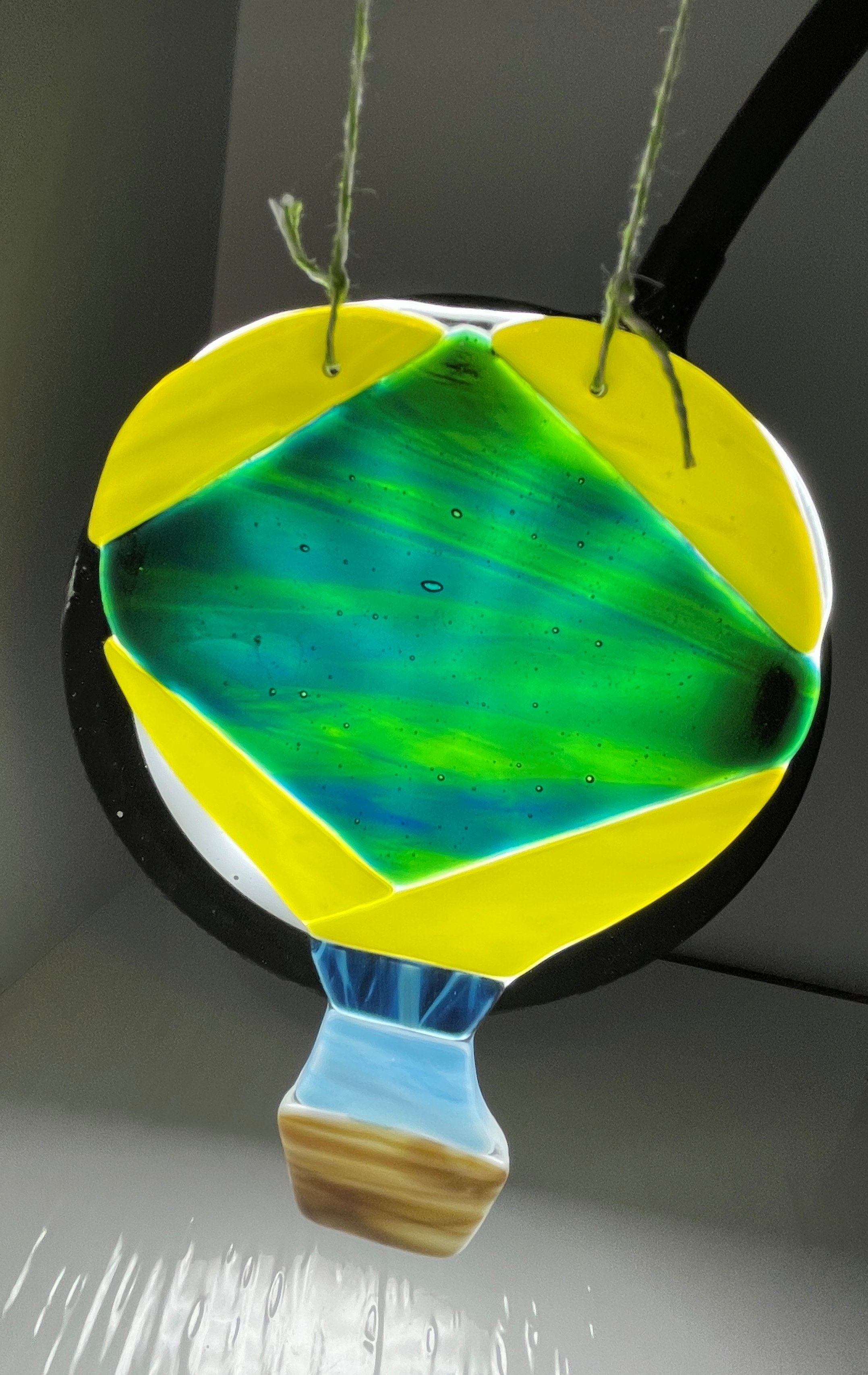 Green Hot air balloon