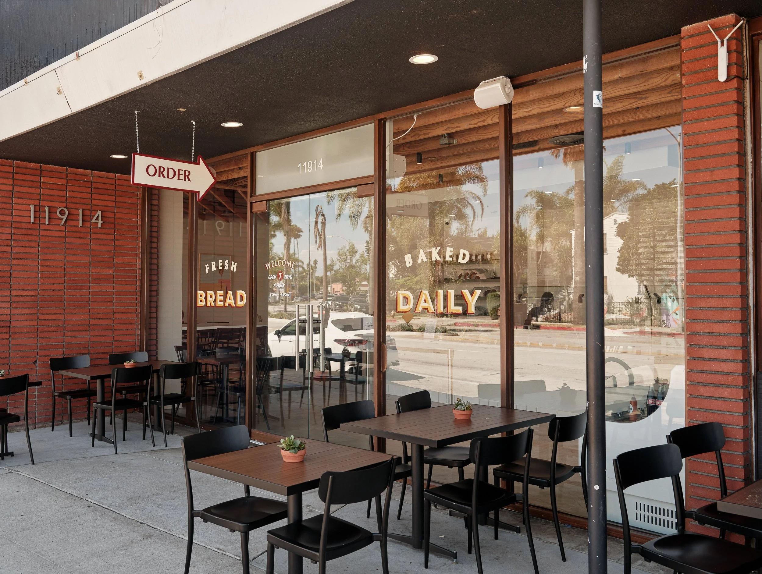 LODGE BREAD Culver City location