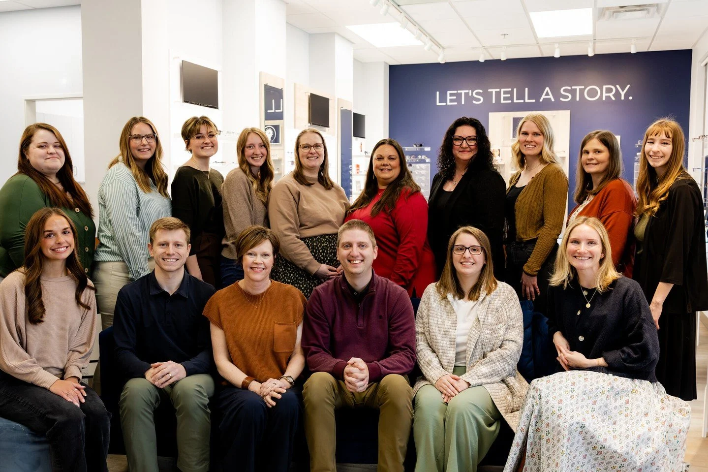 🚨 NEW TEAM PHOTO ALERT 🚨

We have the best team at Lumen! Learn more about our amazing coworkers: www.lumen.vision/our-team