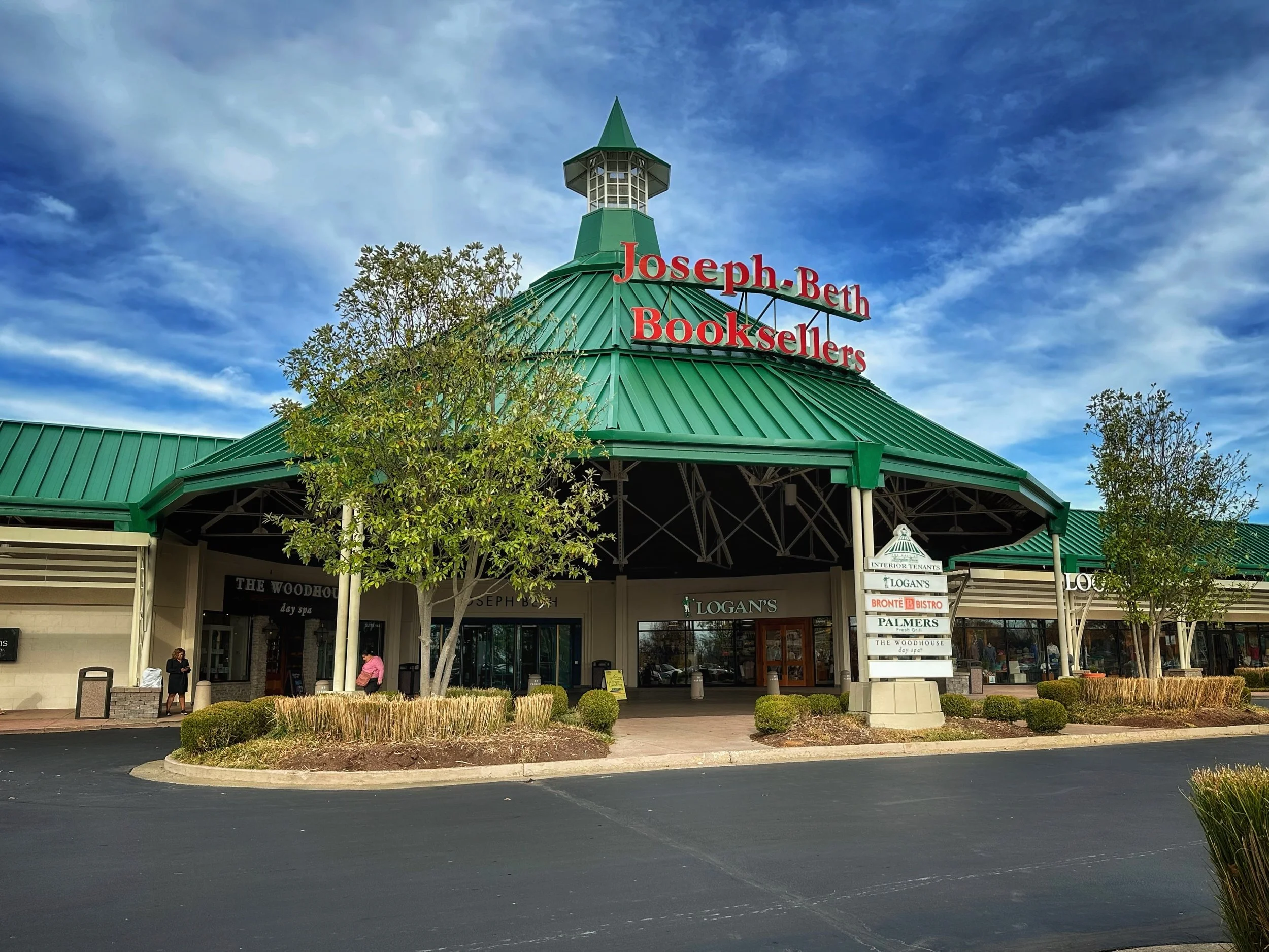 From Beloved Refuge to Bygone Era: The Decline of Joseph-Beth Booksellers