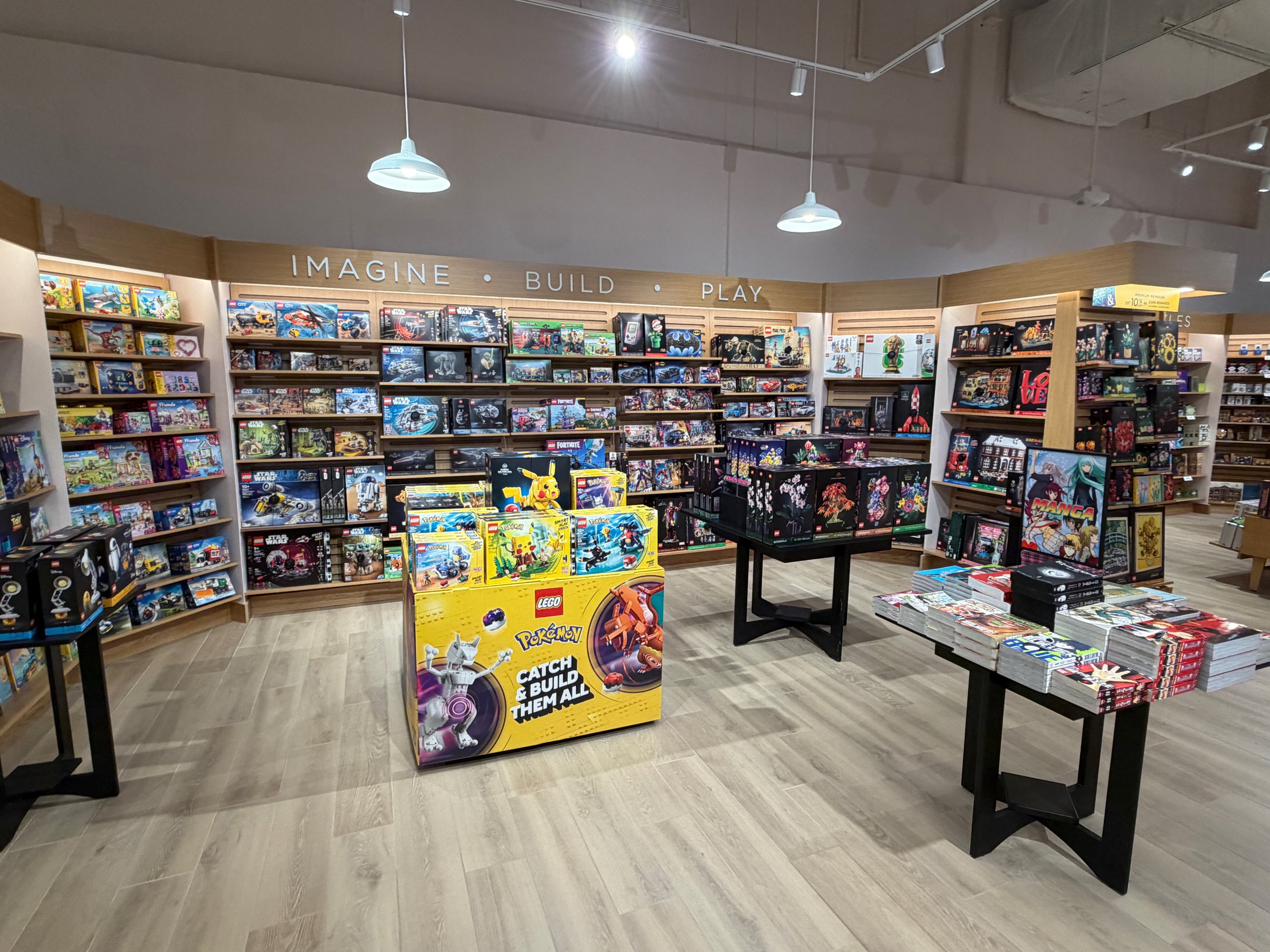 Lego sets and puzzles galore!
