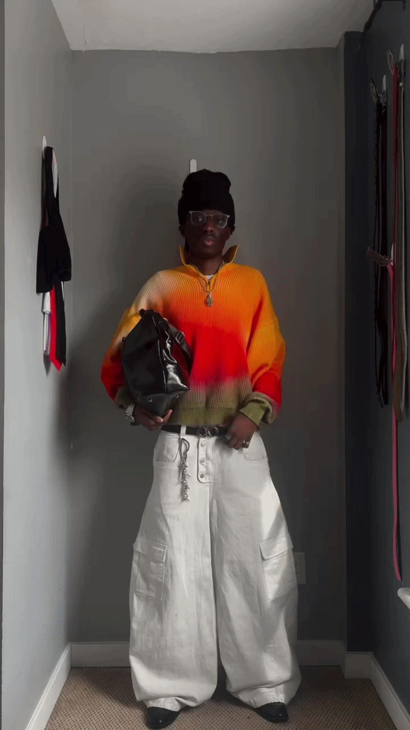 Mikeo in Tyler Knit .gif