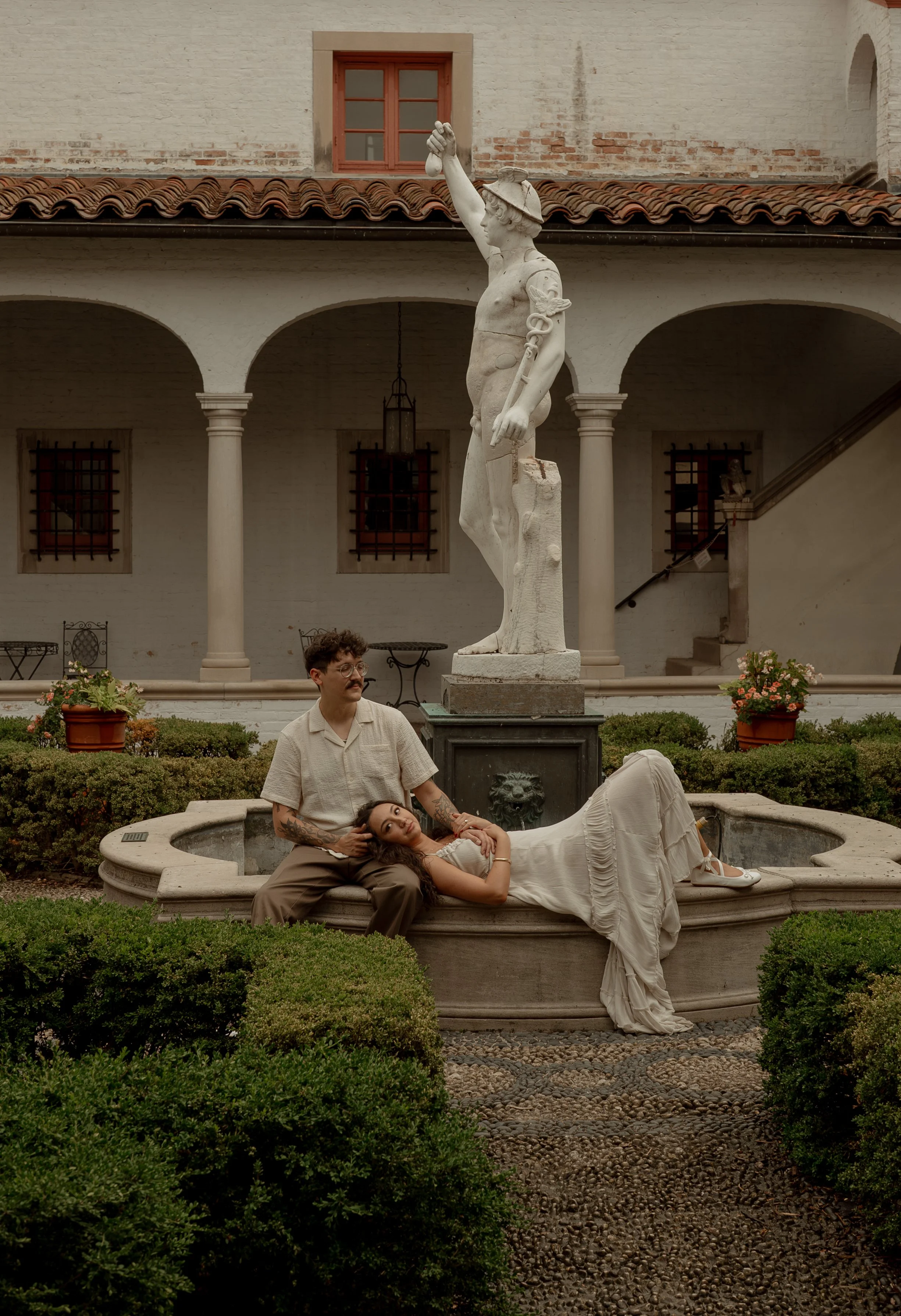 Victoria + Nick // Villa Terrace Museum, Milwaukee WI