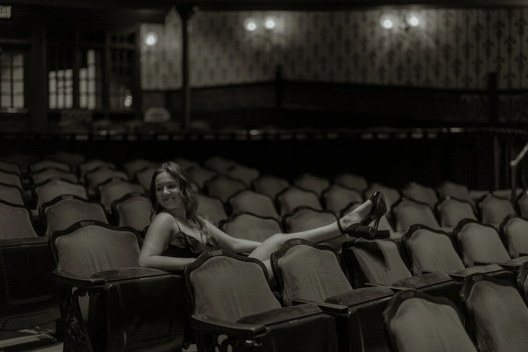 the_grand_opera_house_oshkosh_wisconsin_senior_session_NEP (11).jpg
