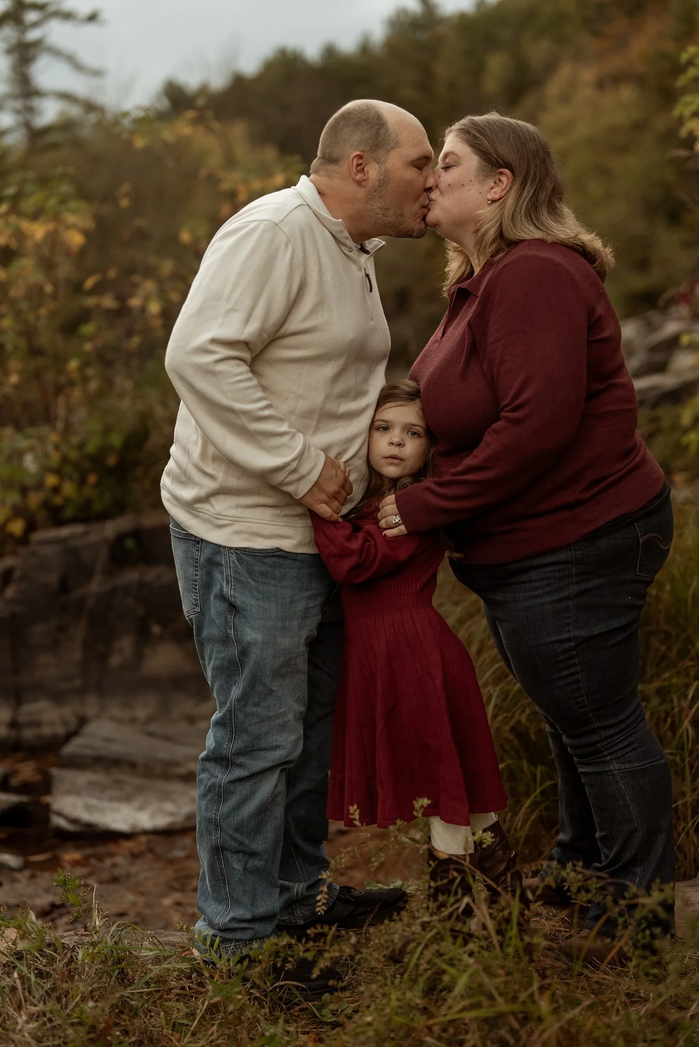 dells_of_the_eau_claire_county_park_marathon_county_wisconsin_family_session_NEP (42).jpg