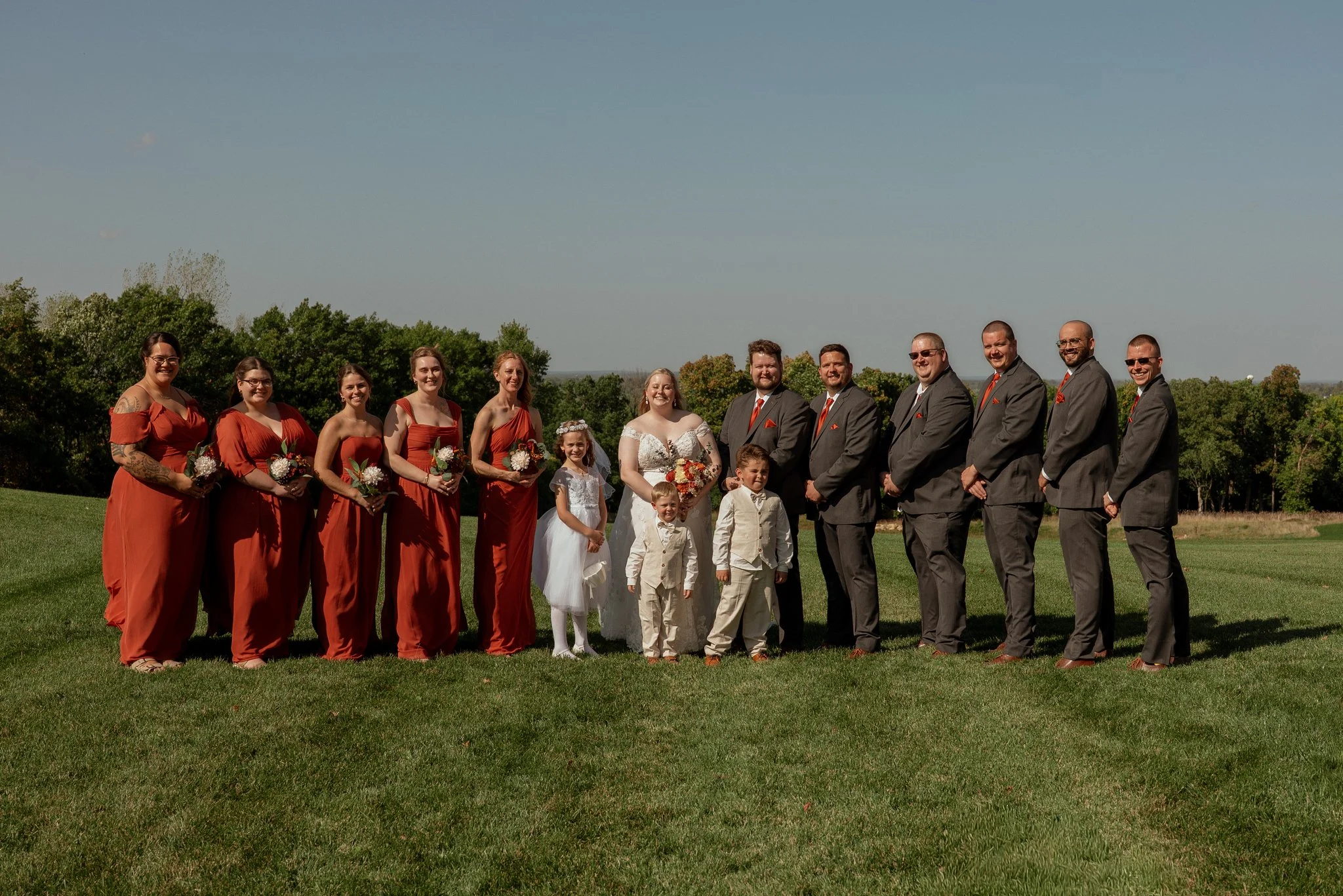 log_cabin_bar_and_grill_ripon_wisconsin_wedding_NEP (7).jpg