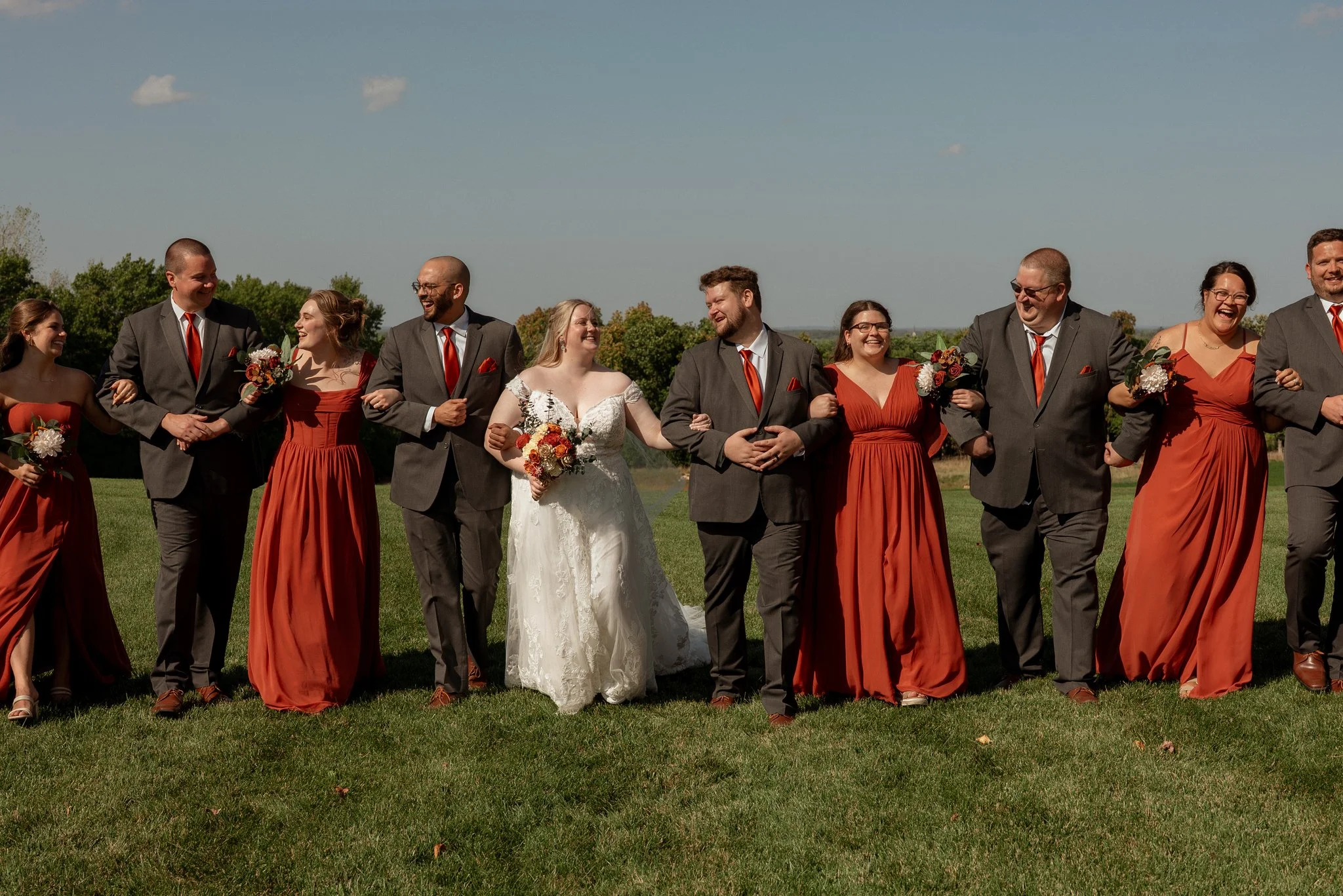 log_cabin_bar_and_grill_ripon_wisconsin_wedding_NEP (13).jpg