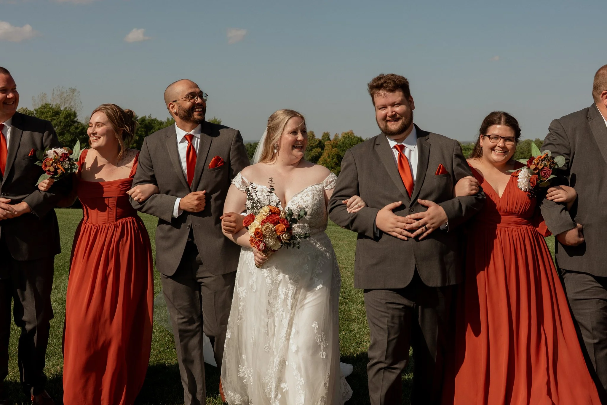 log_cabin_bar_and_grill_ripon_wisconsin_wedding_NEP (15).jpg