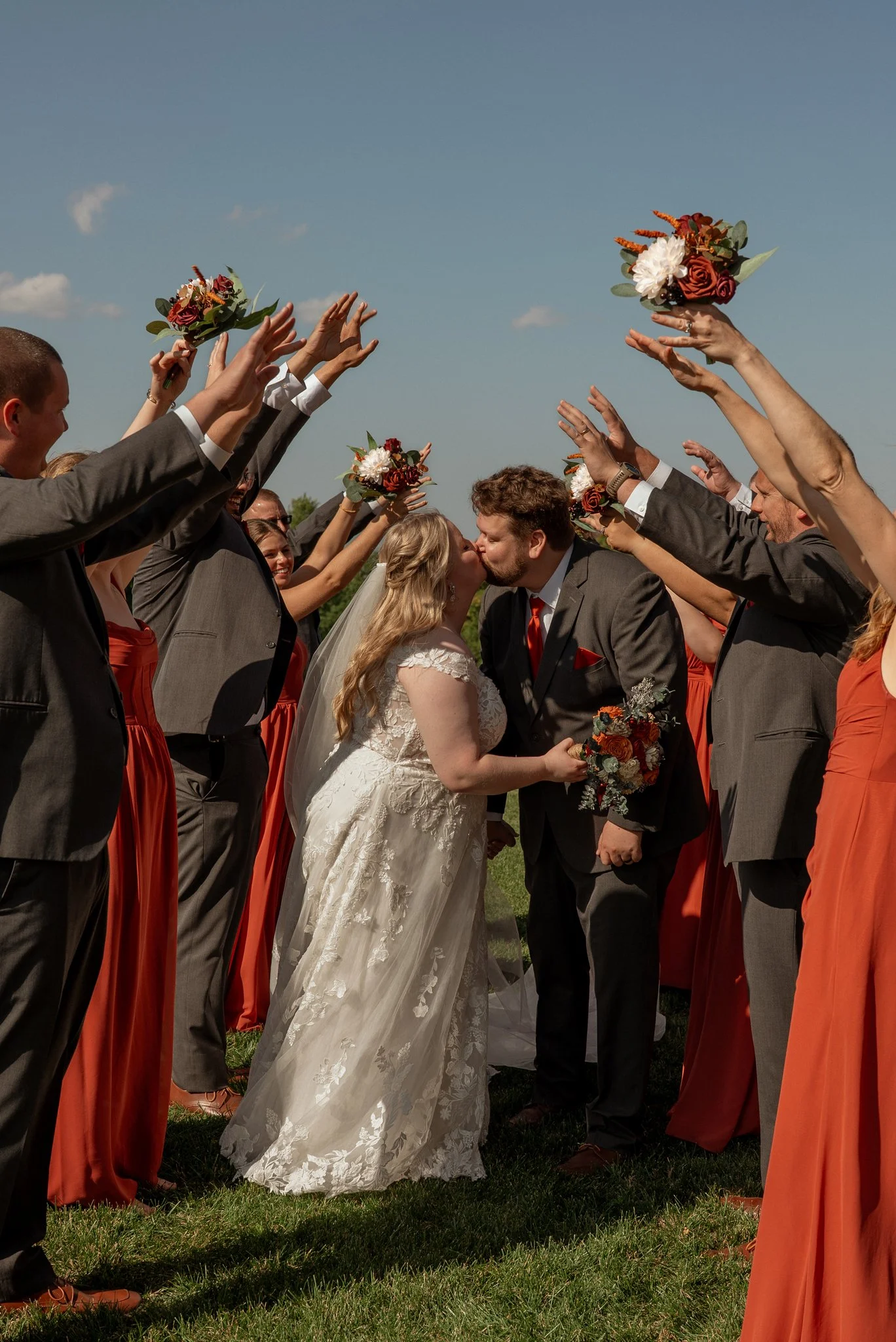 log_cabin_bar_and_grill_ripon_wisconsin_wedding_NEP (17).jpg