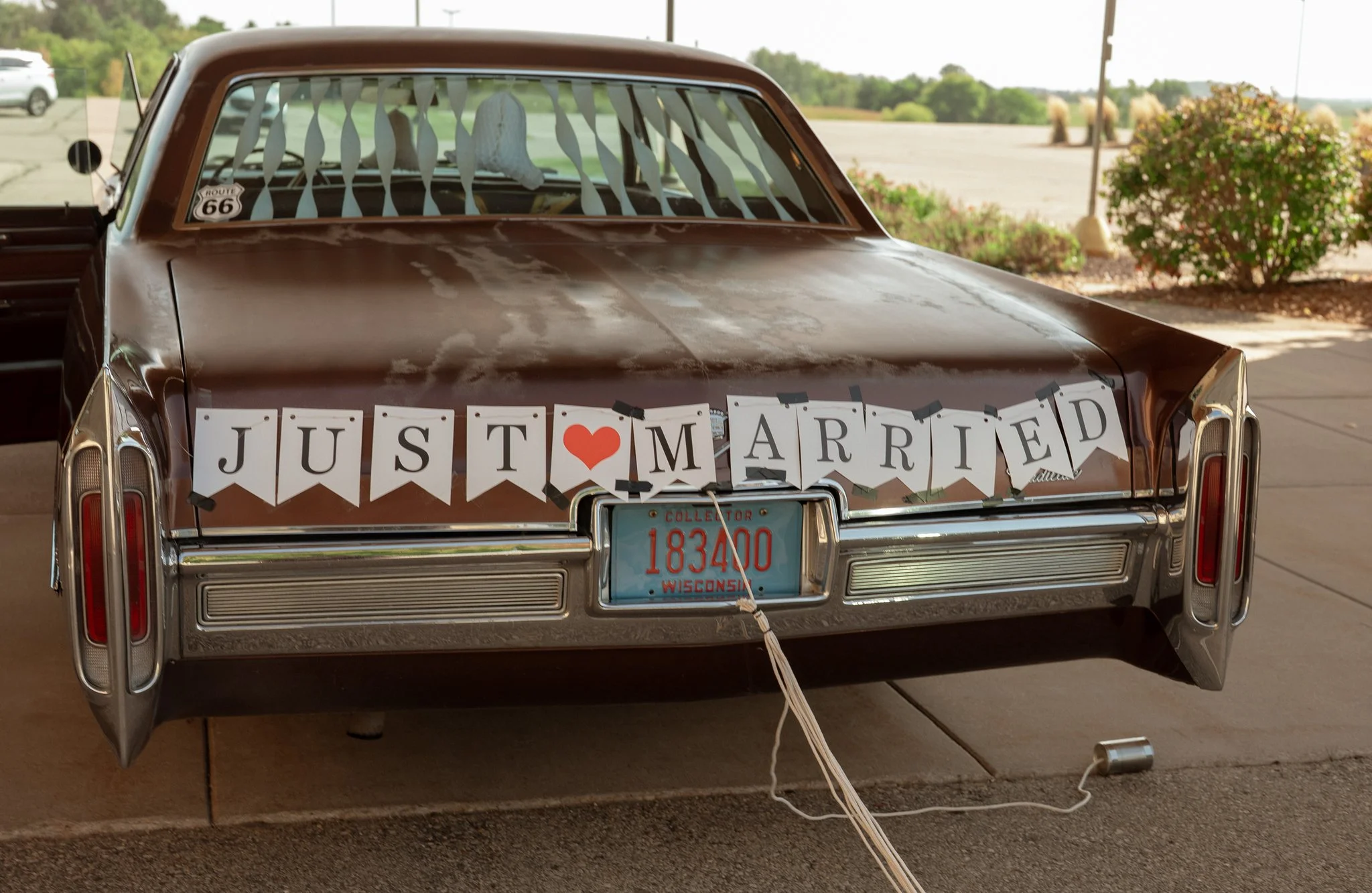 log_cabin_bar_and_grill_ripon_wisconsin_wedding_NEP (35).jpg