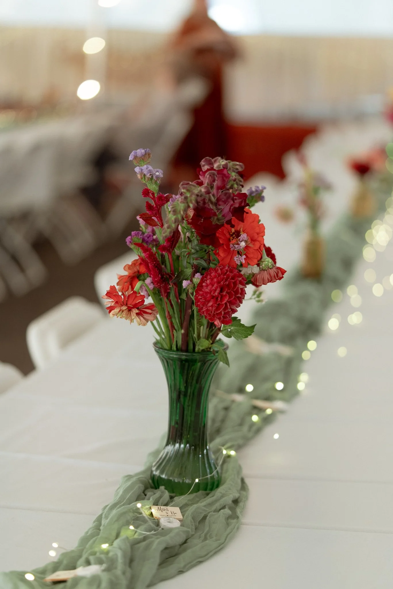 log_cabin_bar_and_grill_ripon_wisconsin_wedding_NEP (43).jpg