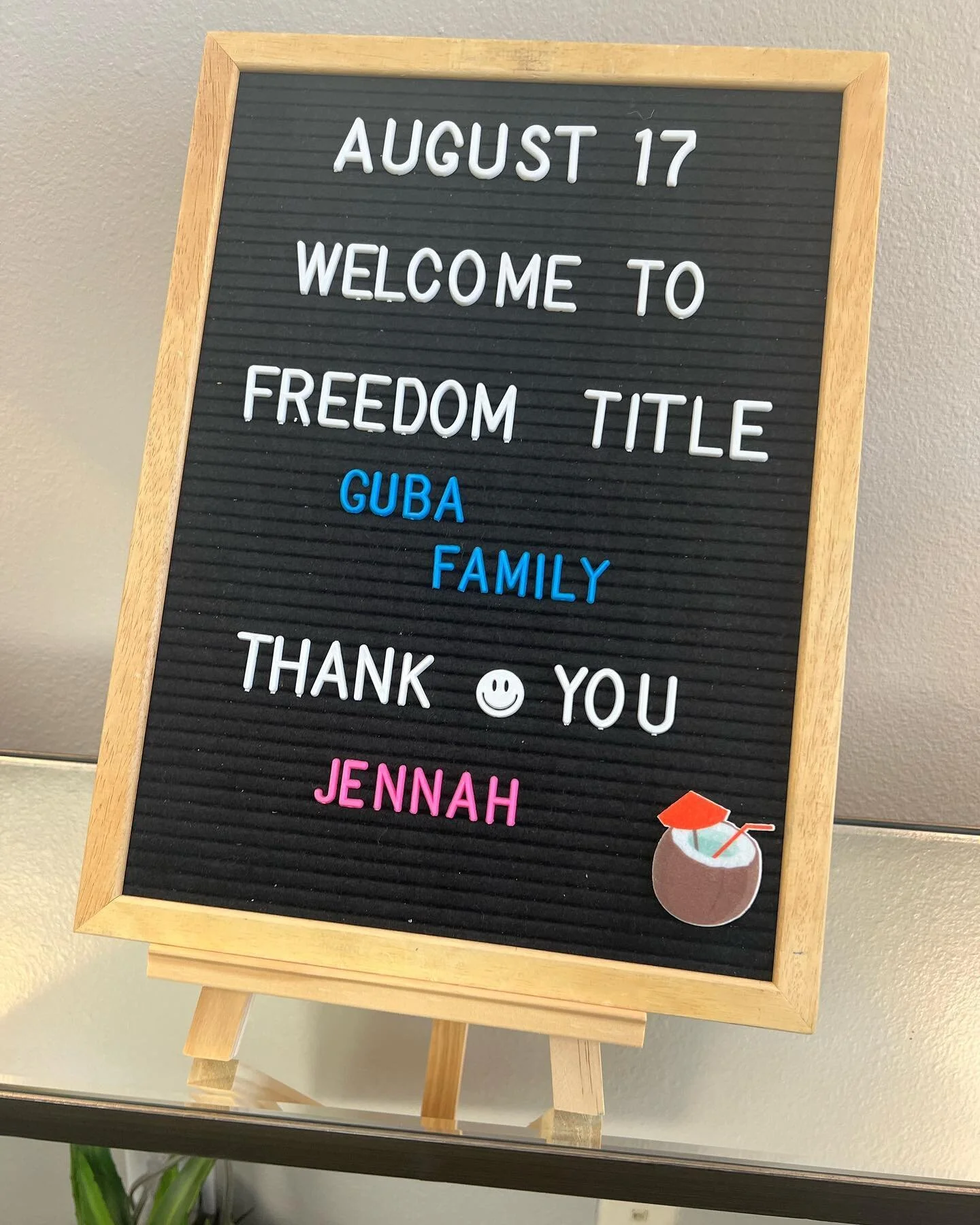 Happy Closing Day!! Thank you @freedomtitleflowermound @ccorbin76 @lauren.gamett from me AND @allymguba 🎉🎉🎉 Smooth &amp; beautiful transaction!! #realestate #dfwrealtor #remax #soldbyjennah #ciersgroup #movetotx