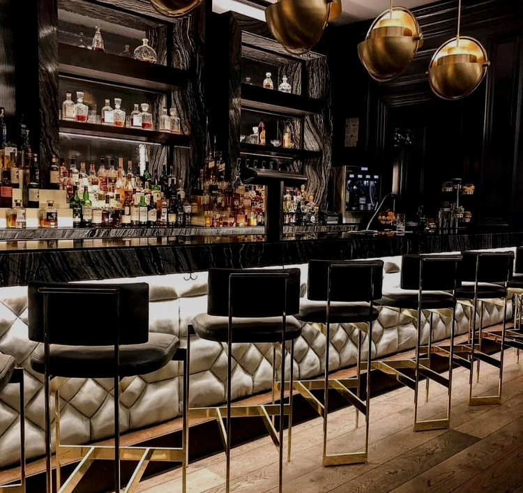 Quadrant Bar & Lounge by Enrique Limardo — Seven Reasons Group