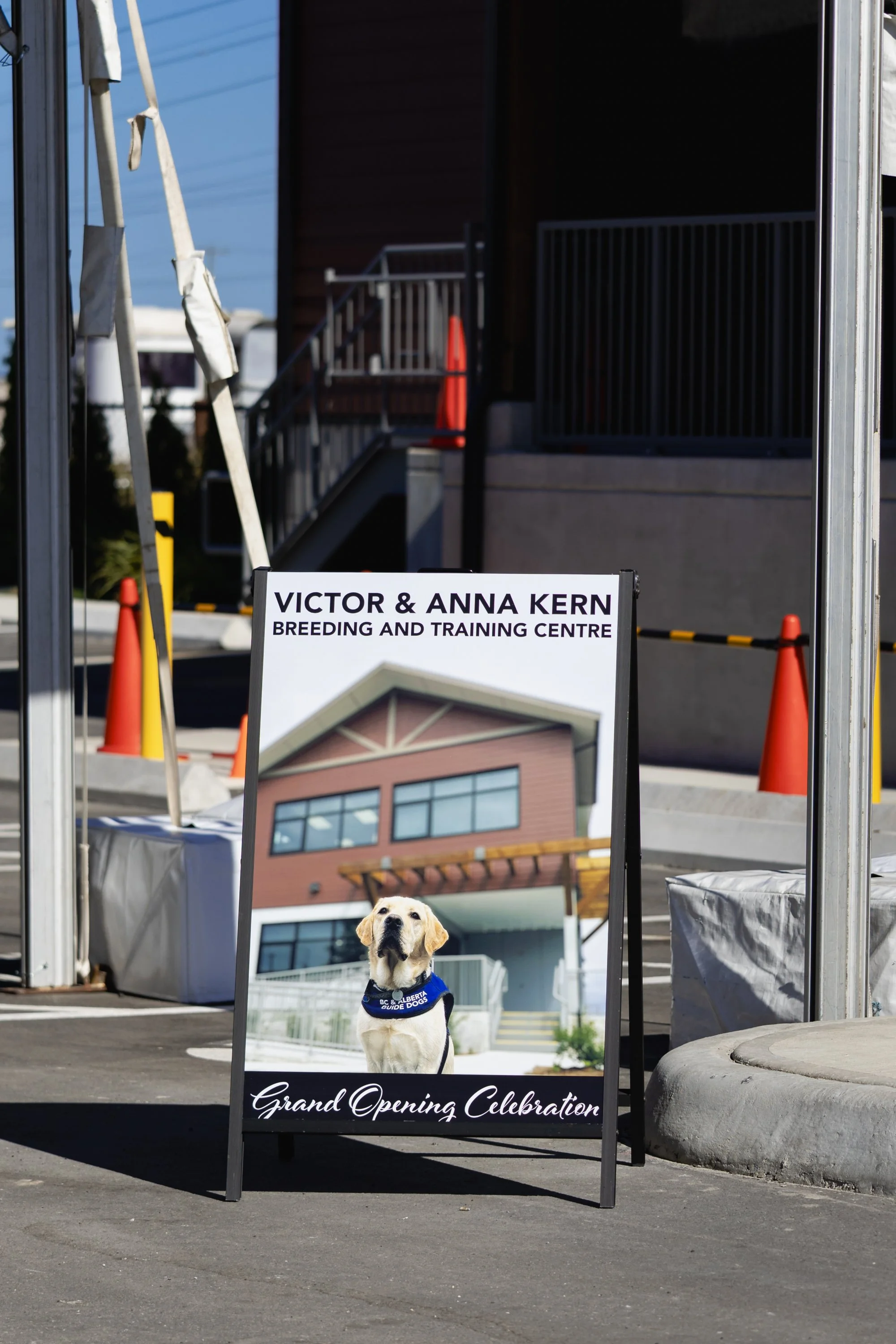 BC-Alberta Guide Dogs-43.jpg