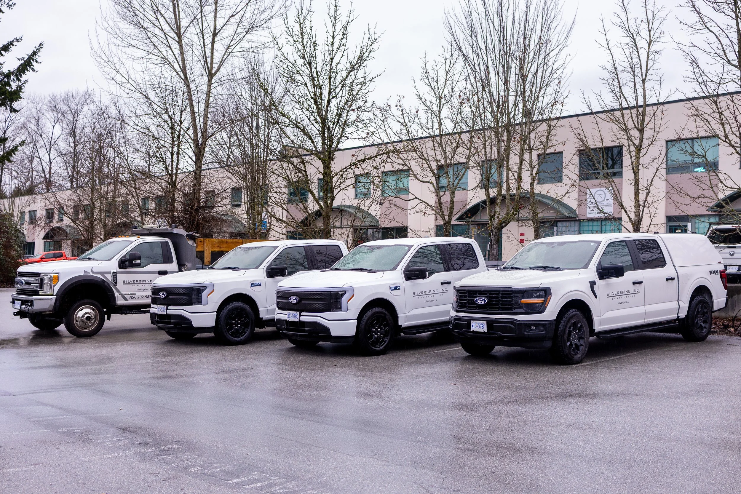 Silverspine Contracting 2026, fleet & team-1.jpg