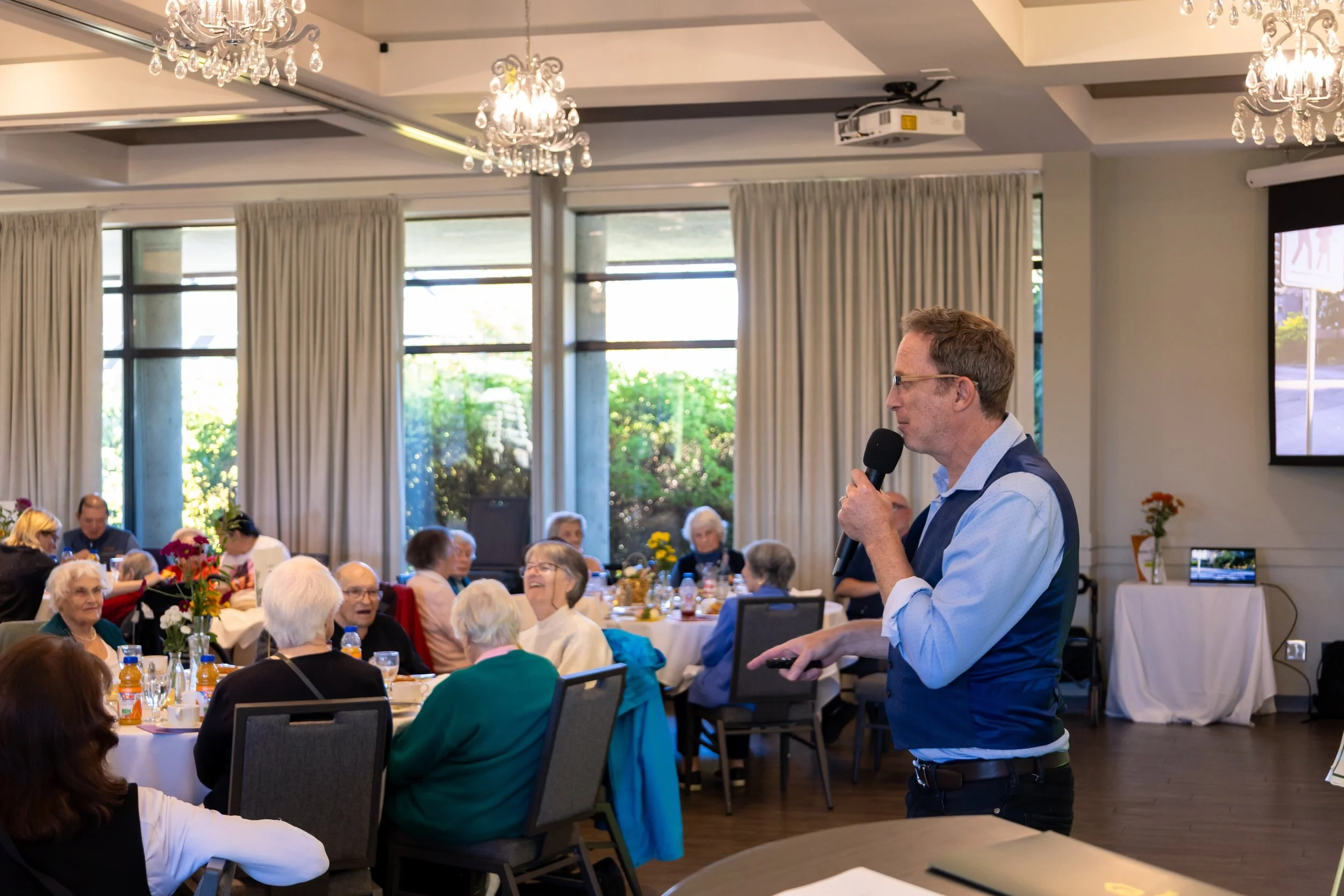 Home Instead 90+ Event-56.jpg