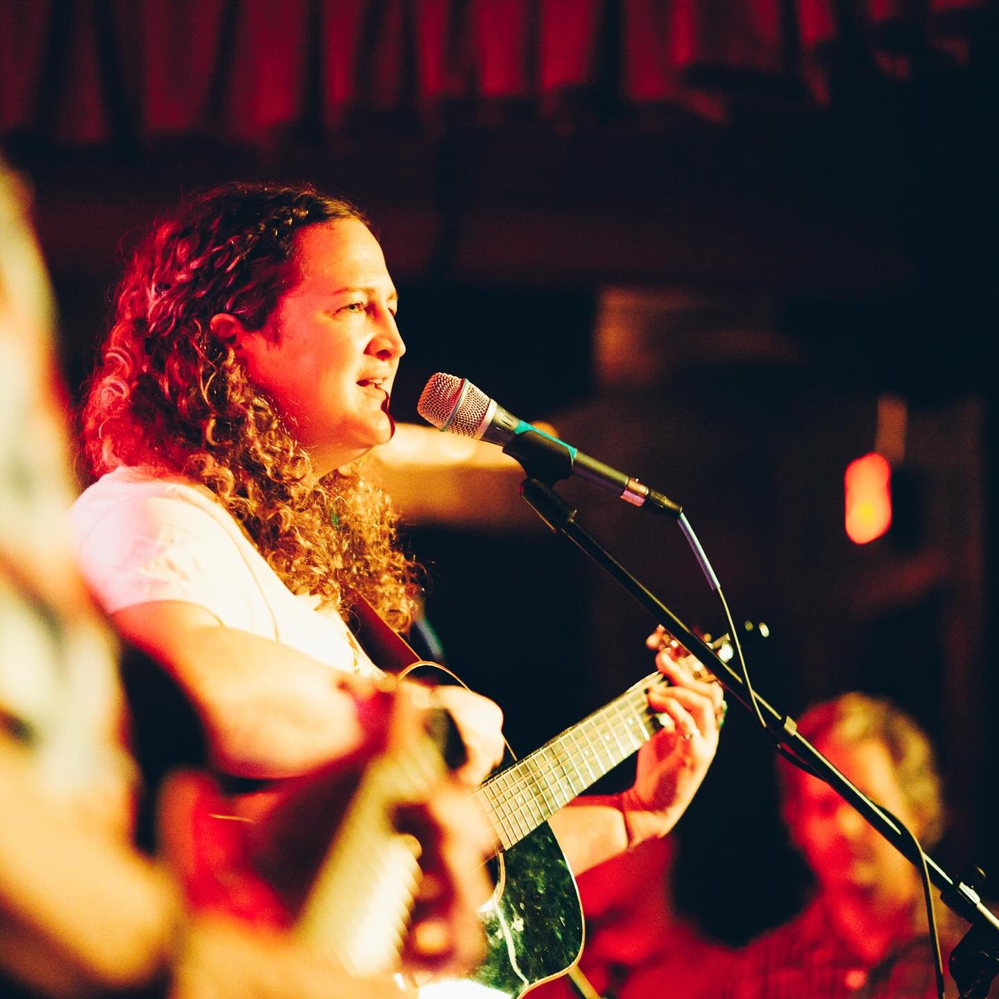 Two weeks from today the band and I will be playing at @jackalopejamboree in Pendleton, OR, with an unbeatable lineup of over 30 Americana and country acts across three stages. Get your tickets and we&rsquo;ll see you there!
📸 @juliavargaphoto