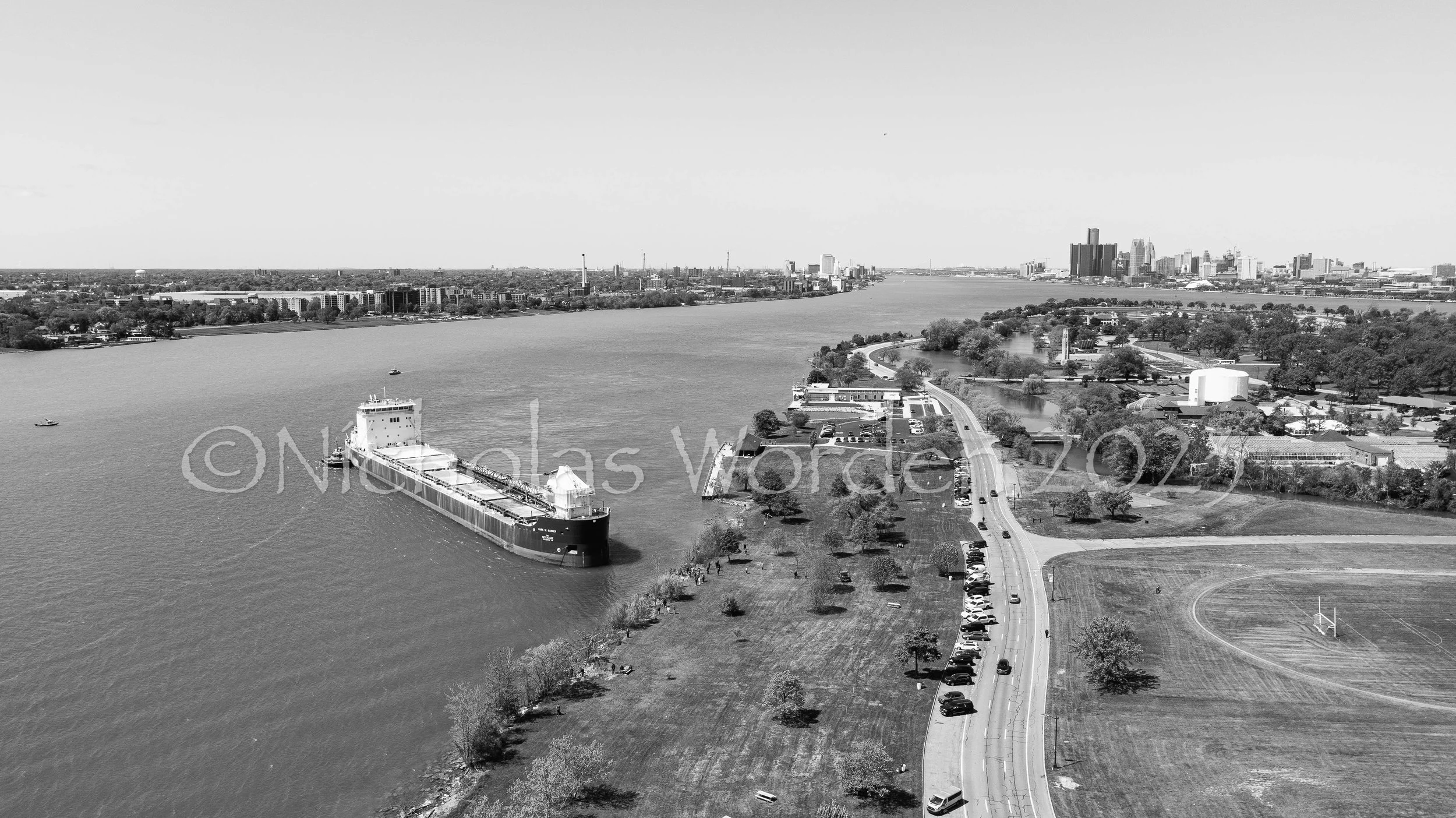 A rare spectacle to see a lake freighter have a mechanical failure of this nature. USCG had the situation under control and refloated the Barker several hours later. 