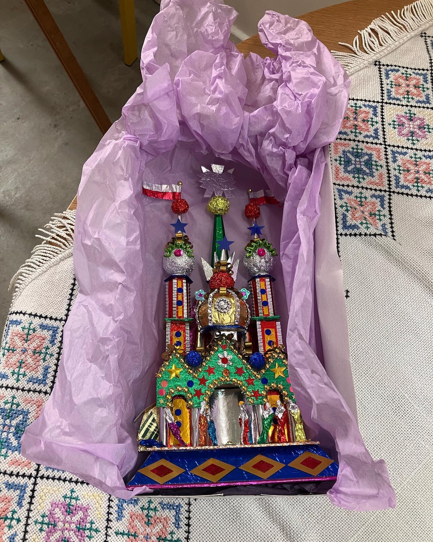 Getting ready for tomorrow&rsquo;s Sunlight Doesn&rsquo;t Need a Pipeline workshop run by Flowers of Ukraine community group. The inspirational Magdalena set up this group. Art as healing. Heritage and textiles. Read more here: https://www.justgiving