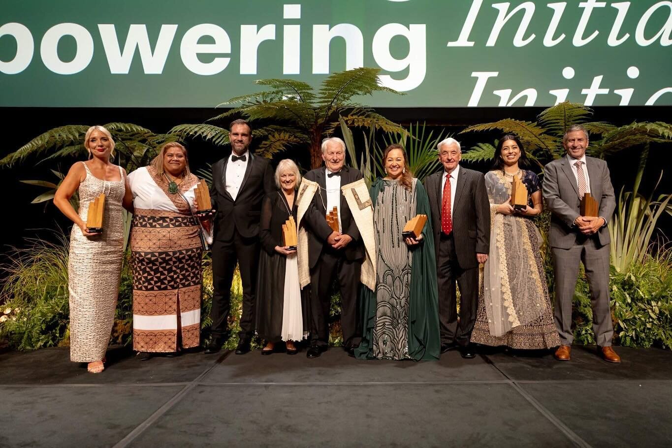 Taskforce Kiwi was honoured to represent Cyclone Gabrielle Volunteers by accepting the @mitre10nz Community Of The Year Award at the 2024 @kiwibanknz New Zealander of the Year Awards.

Taskforce Kiwi founder, Richard Adams, was joined by @tua_fono_te