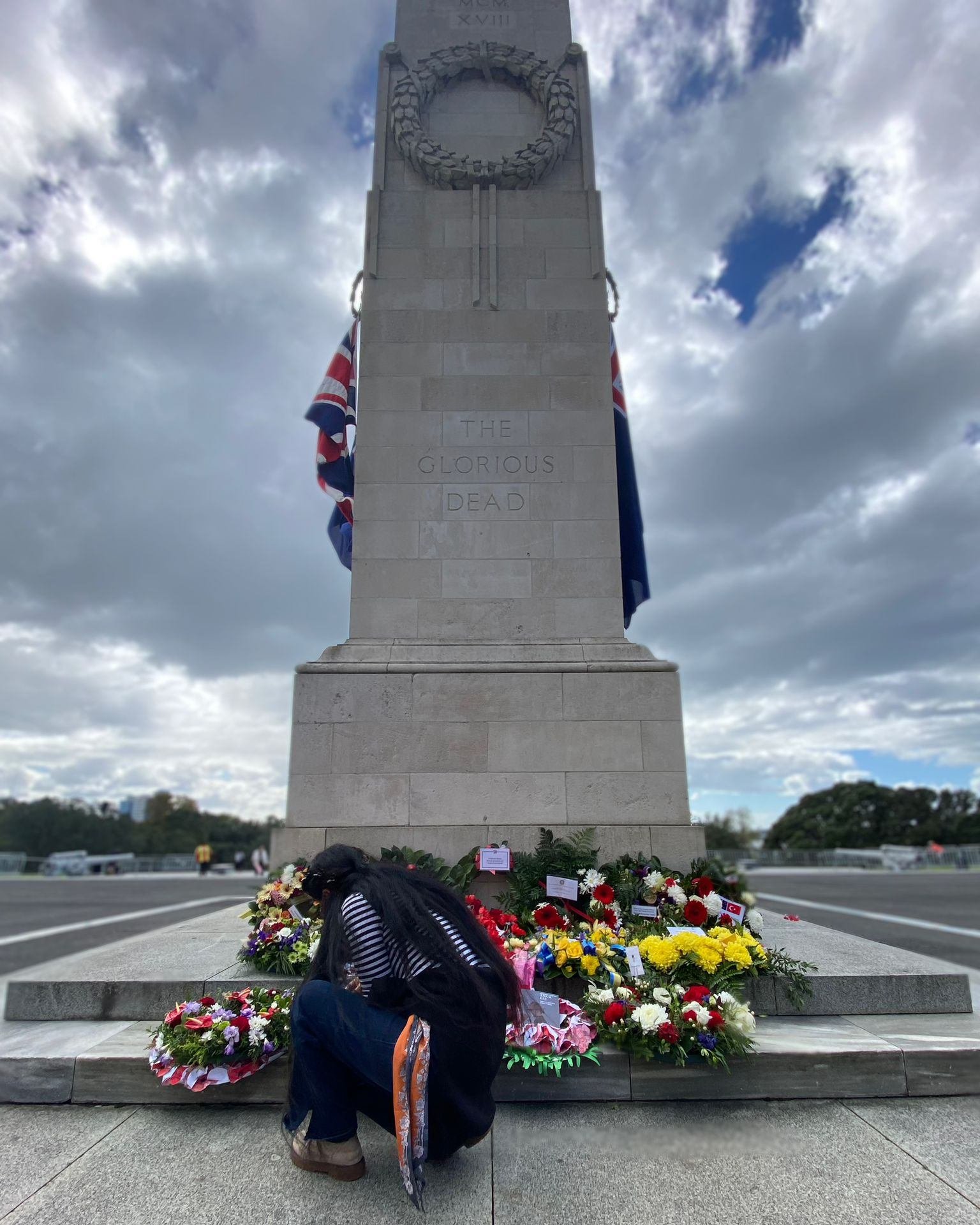 Thousands of Kiwi's and Australians are making their way to services across both countries and around the world, as dawn on Anzac Day approaches. 

Held to commemorate the dawn landings on the Gallipoli Peninsula in T&uuml;rkiye in 1915, since its in