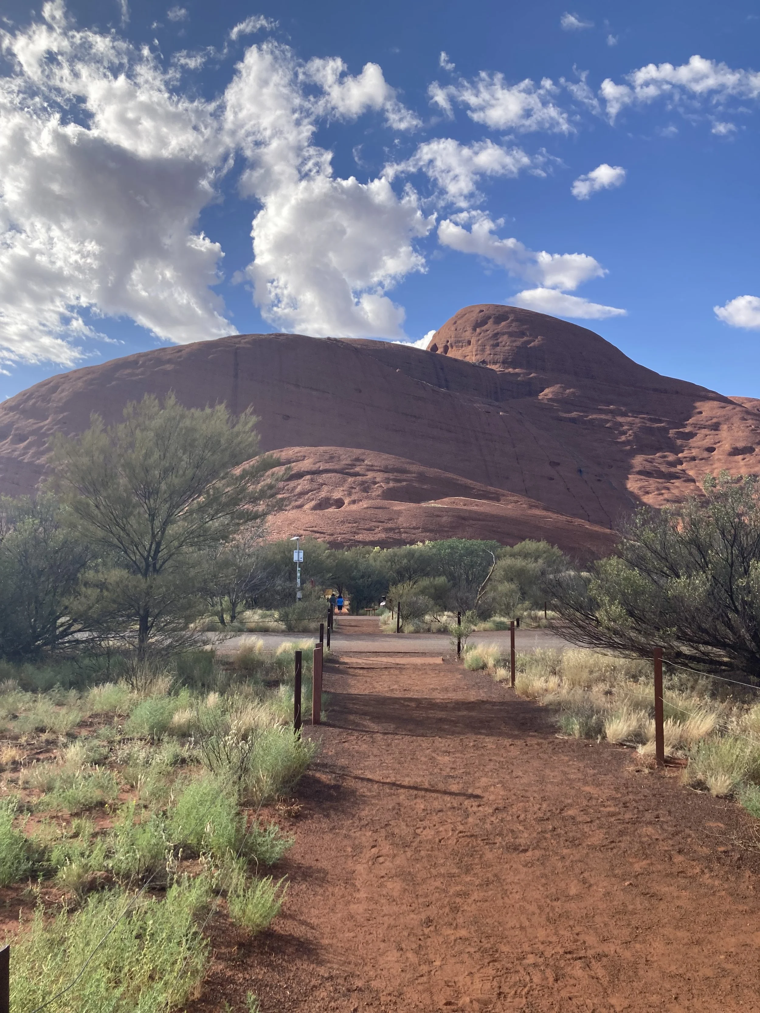 Kata Tjuta Hike entrance