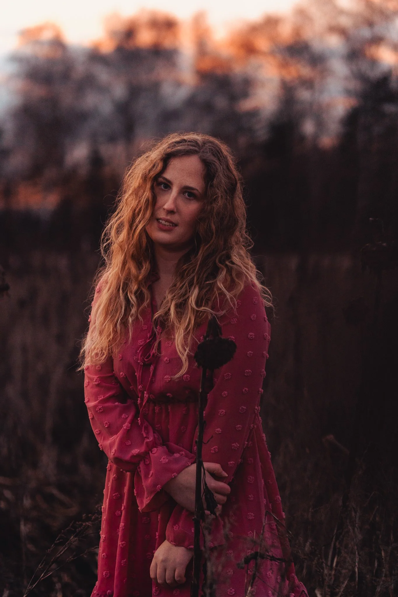 Stimmungsvolle Portraits im Sonnenblumenfeld