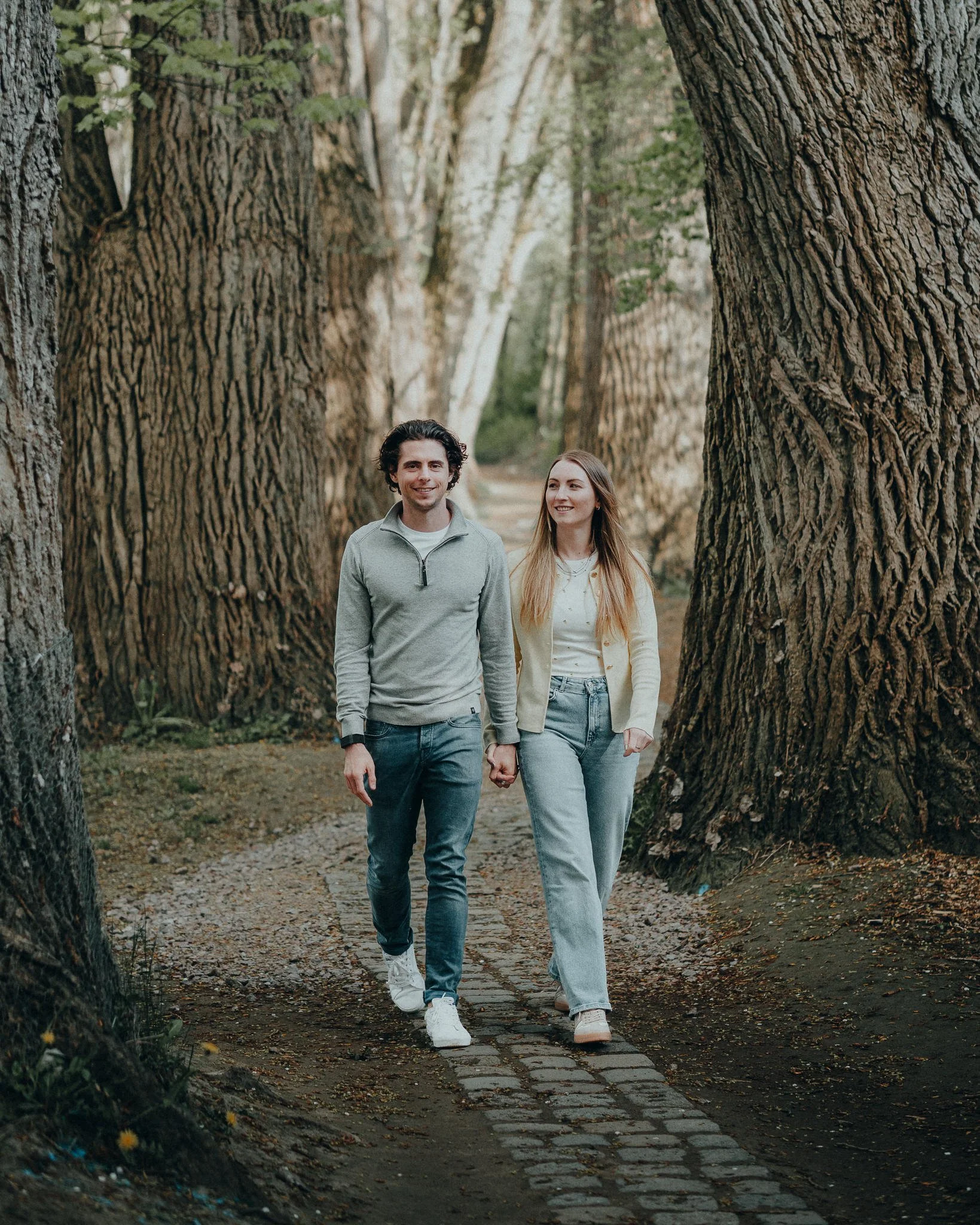 portraitmaxi-Outdoor-Coupleshooting-04.jpg
